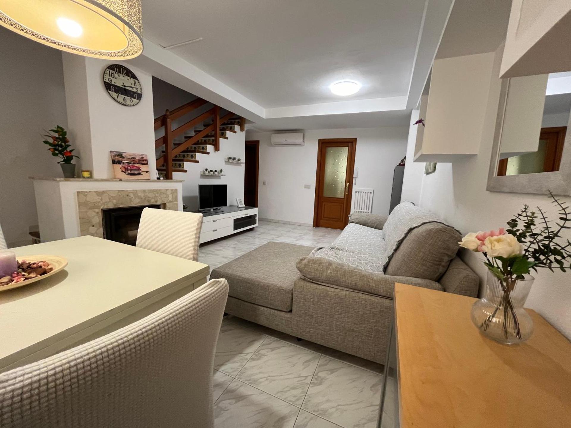 Casa adosada junto a la playa de El Perelló