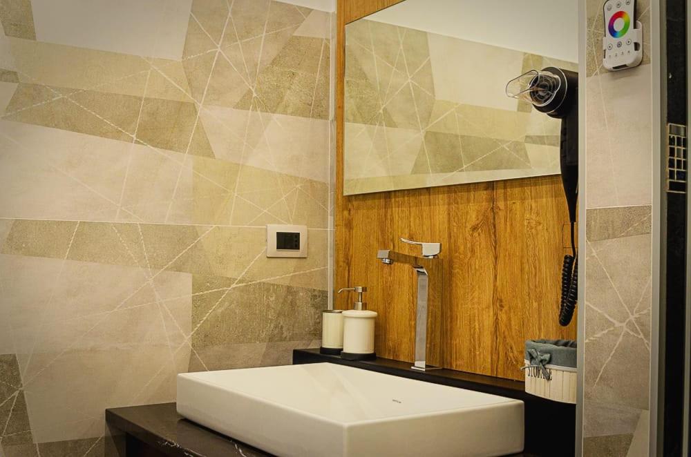 Sunrise Luxury Apartments