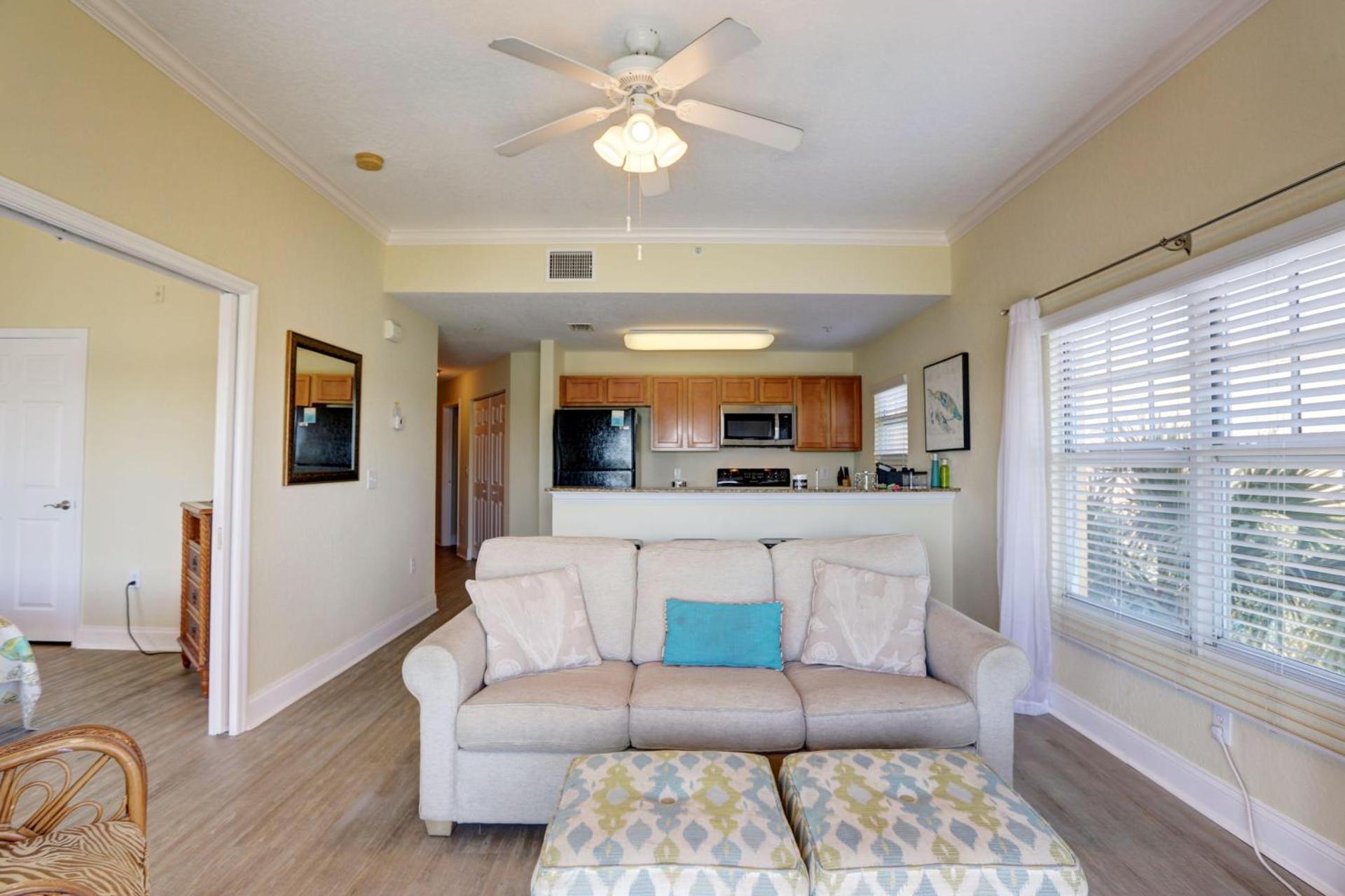 Palms Of Treasure Island #210