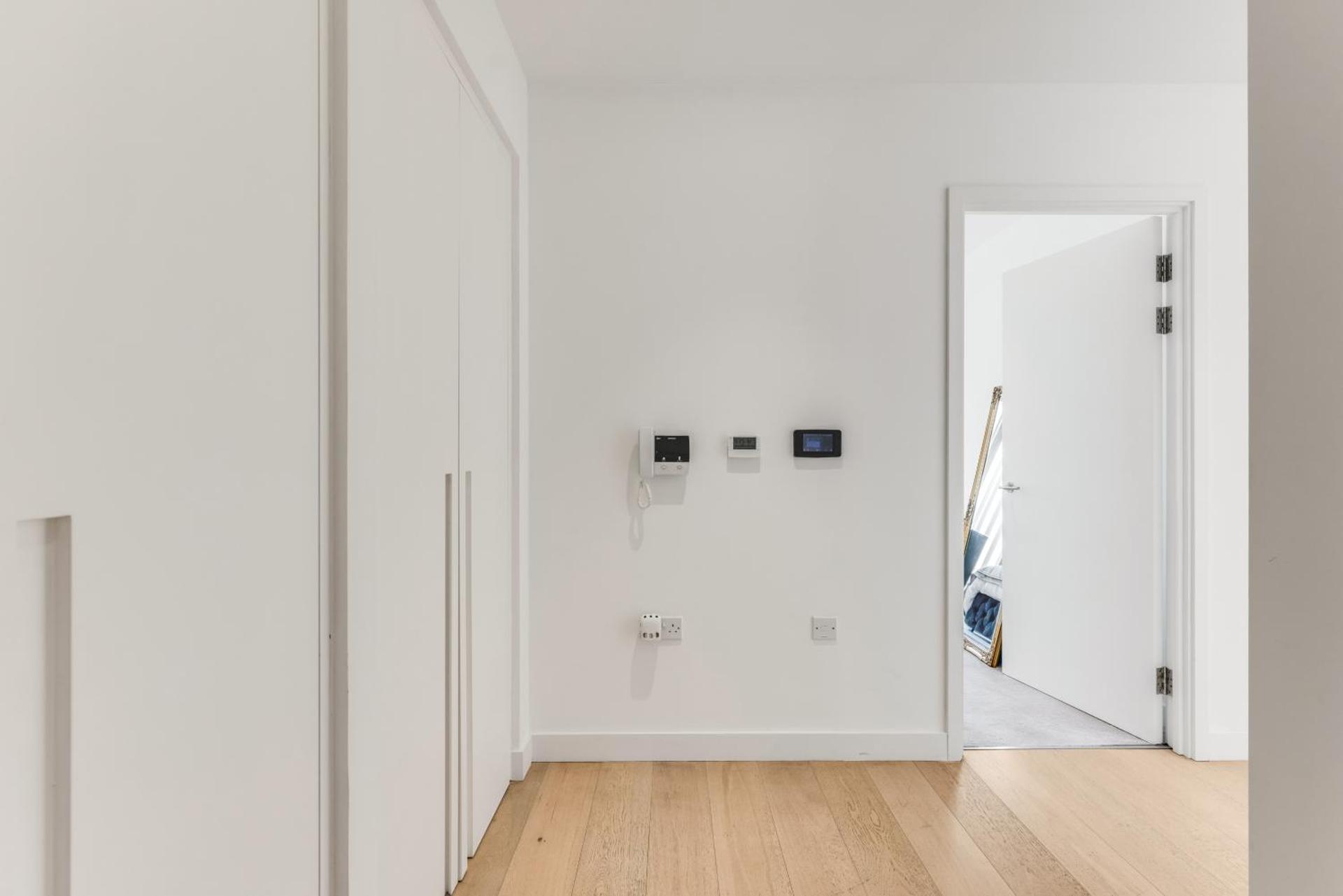 Khayat Homes - The Khalifa - One Bed Luxury APt