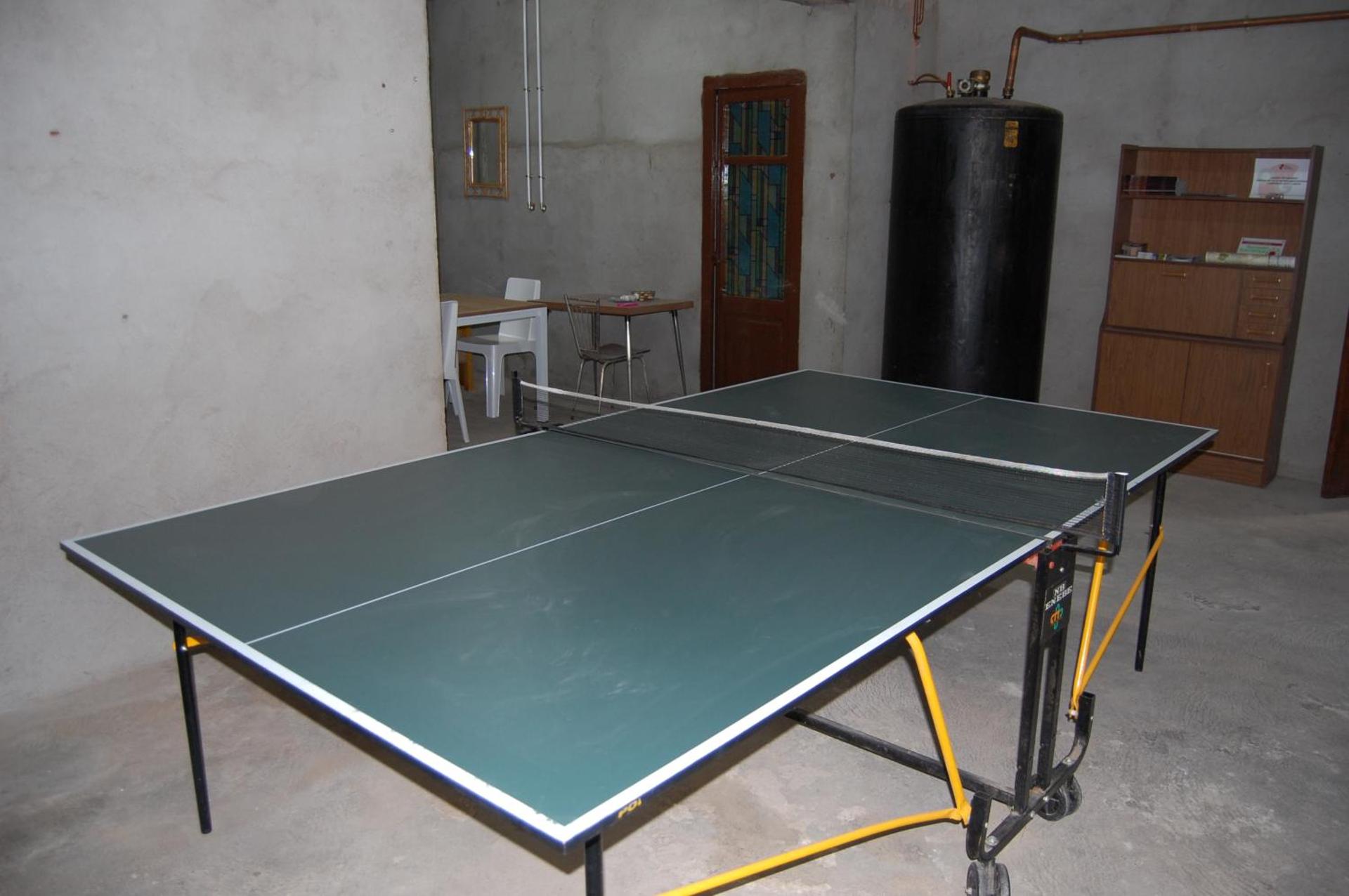 Table tennis