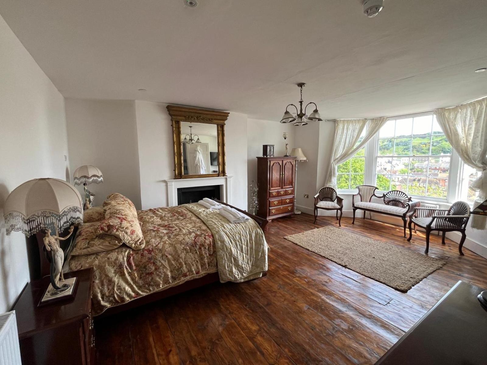 Croft House Apartments