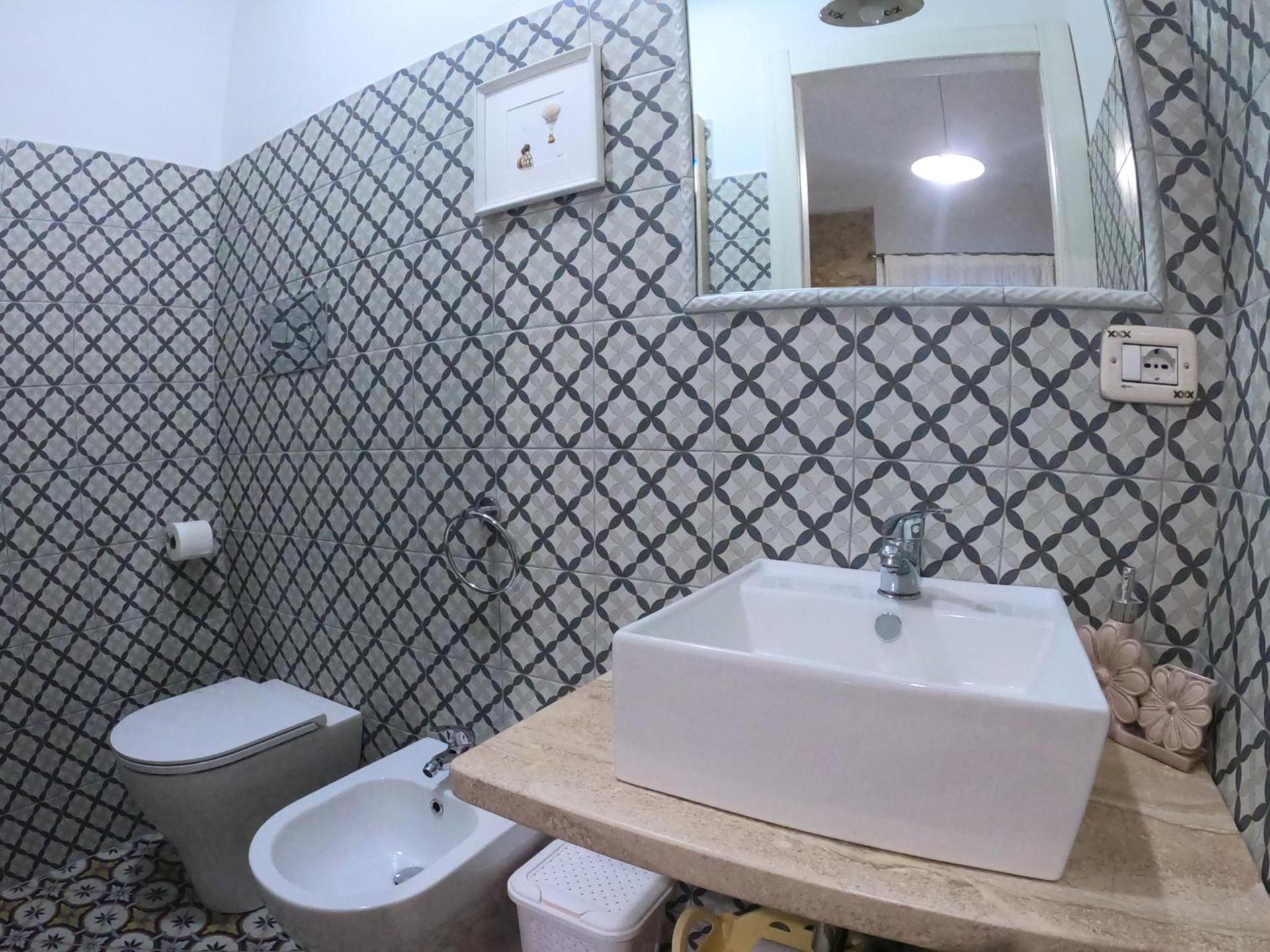 Dommu de Nannai Moro: Camera con bagno e balcone