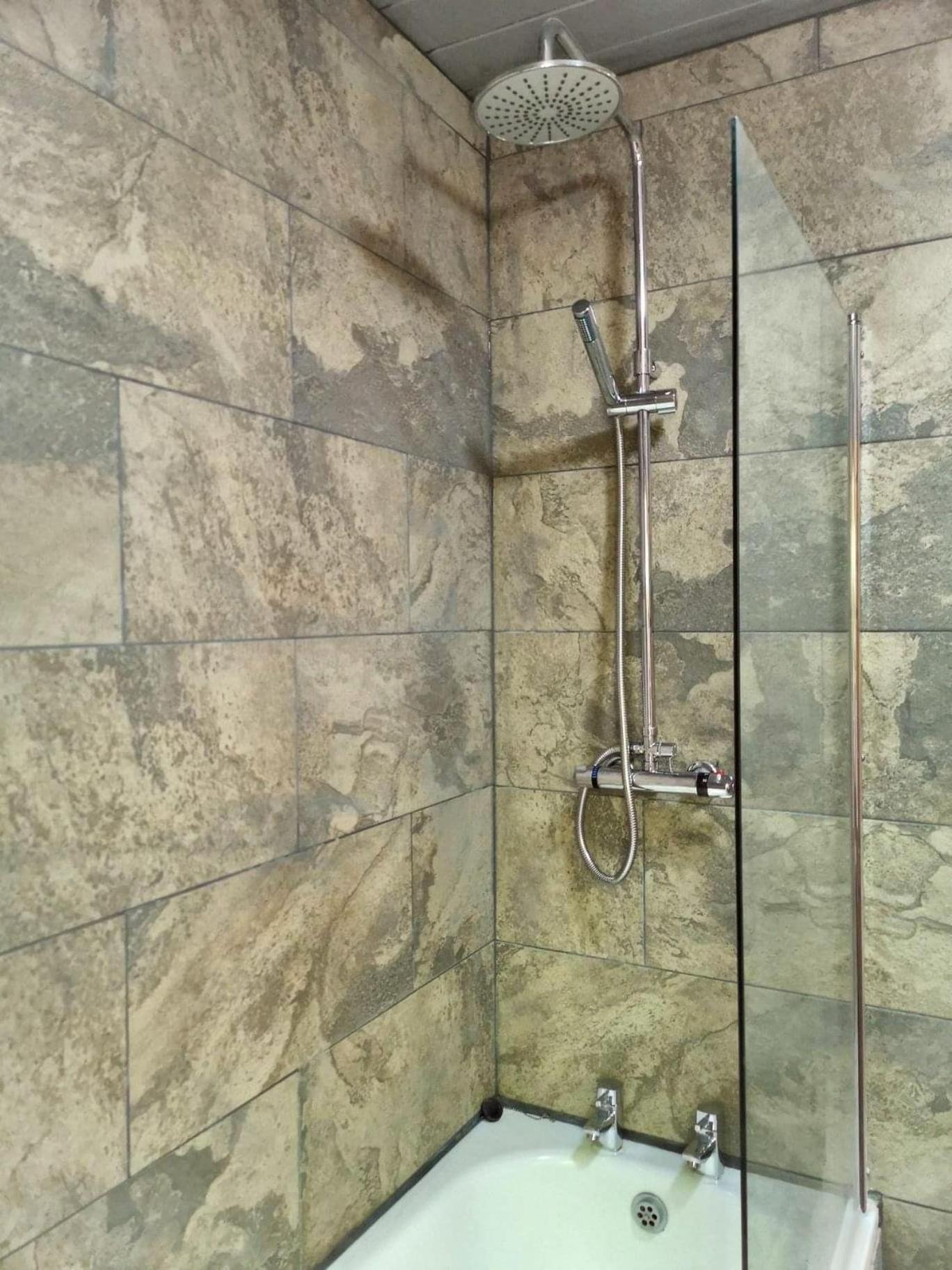 Magpie 3 HuntersMoon-Longleat-Warminster-Bath