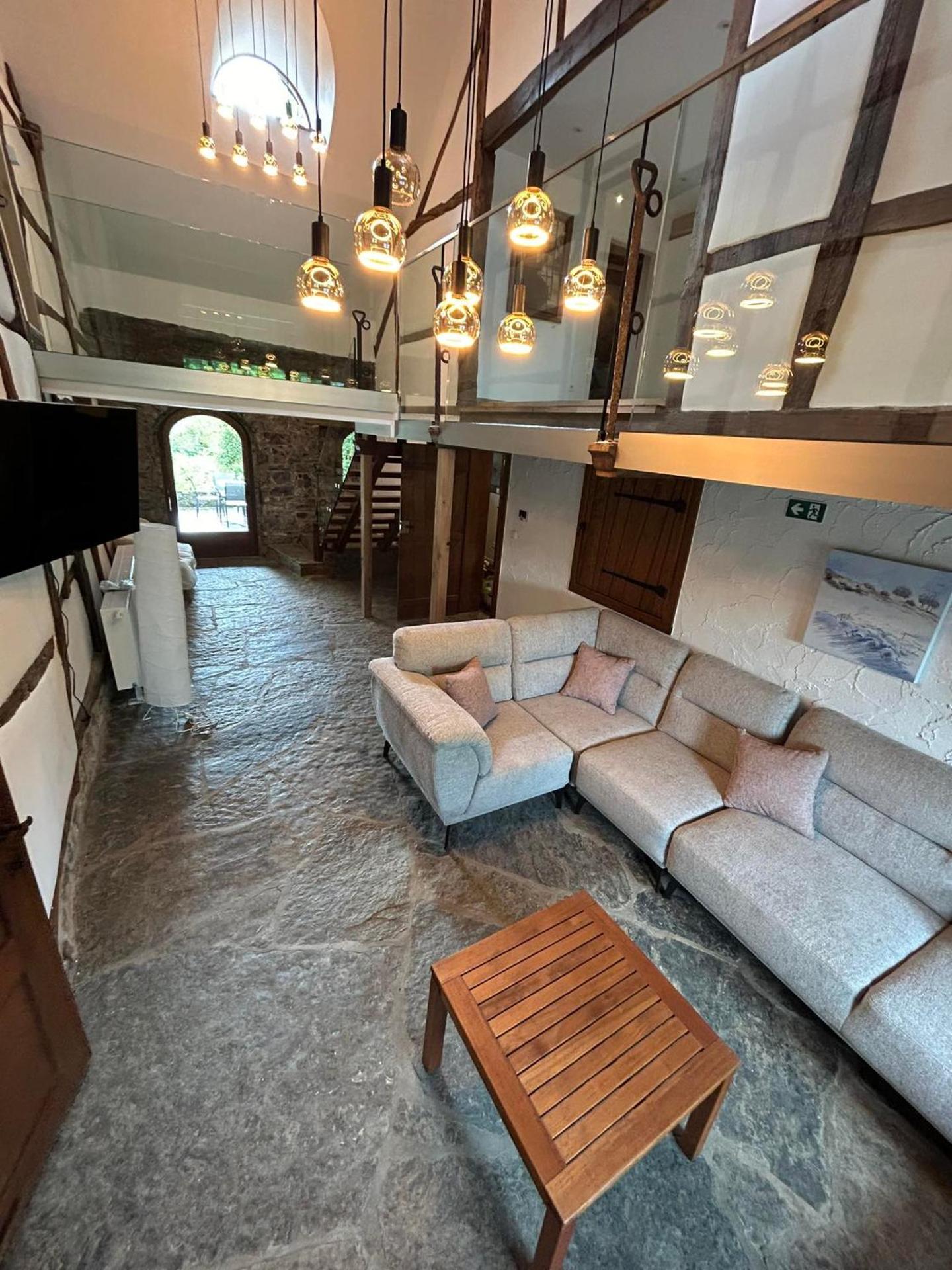 Communal lounge/ TV room