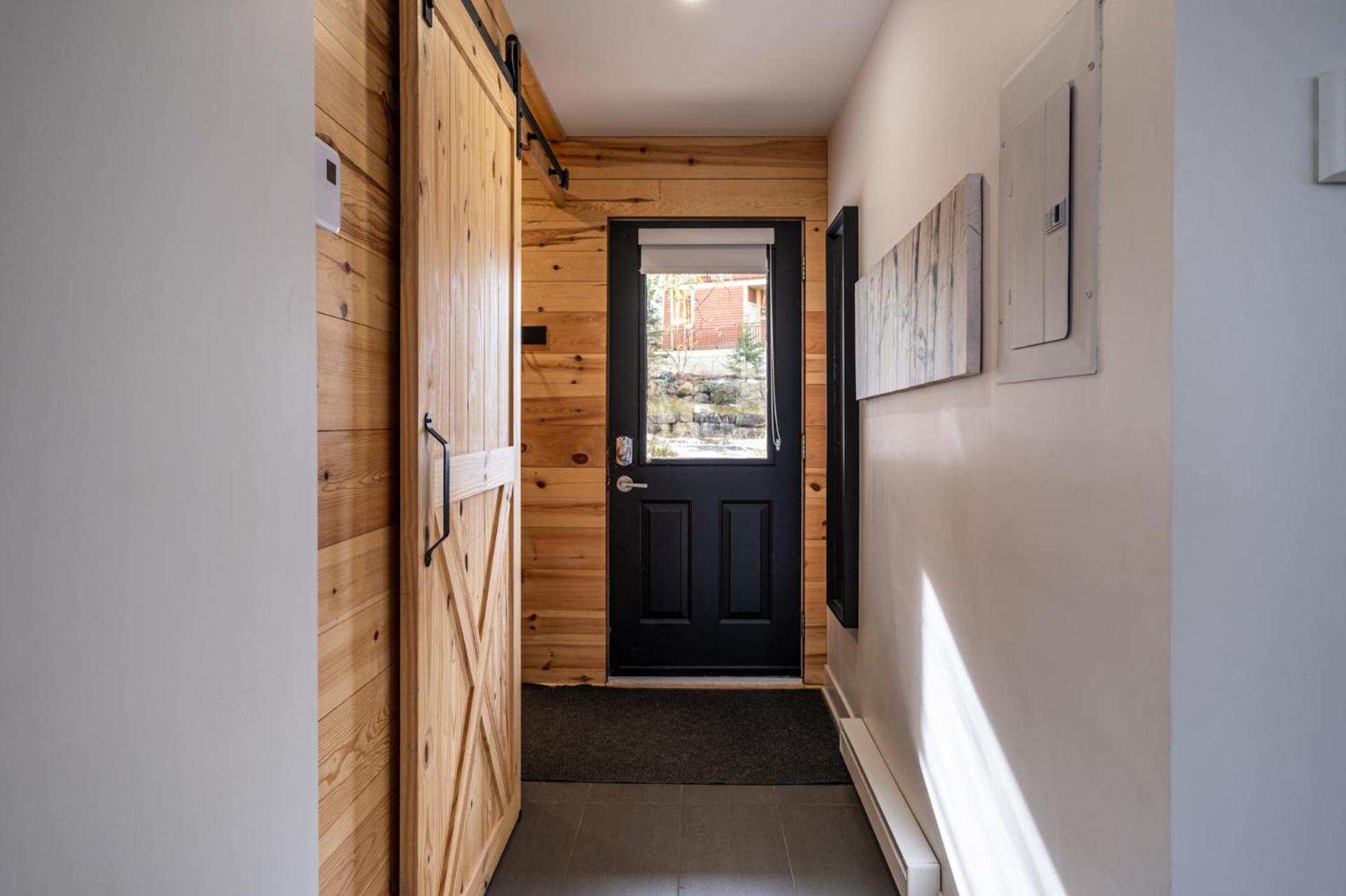 Tremblant Prestige - Les Eaux 233-2