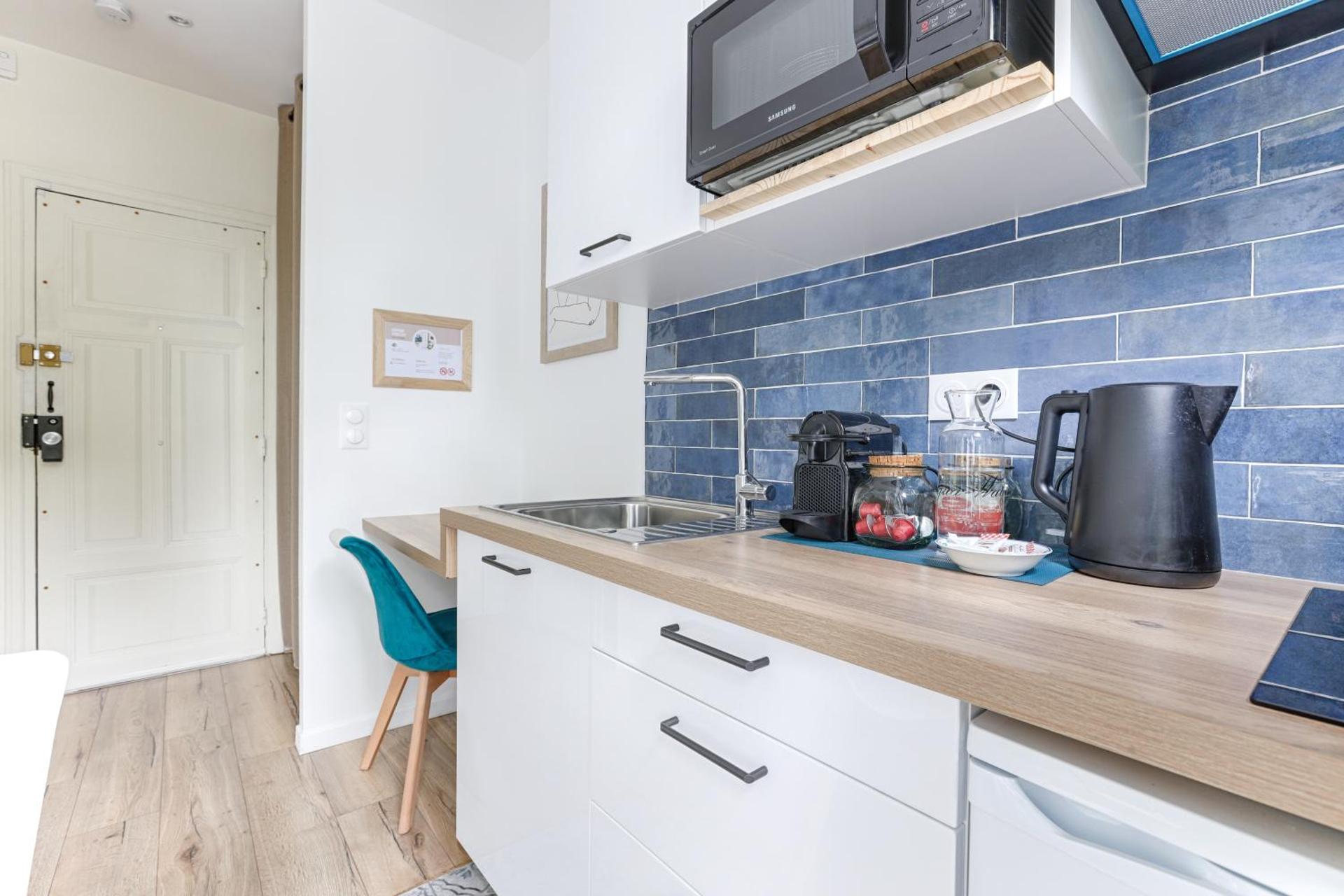 Coffee/tea facilities