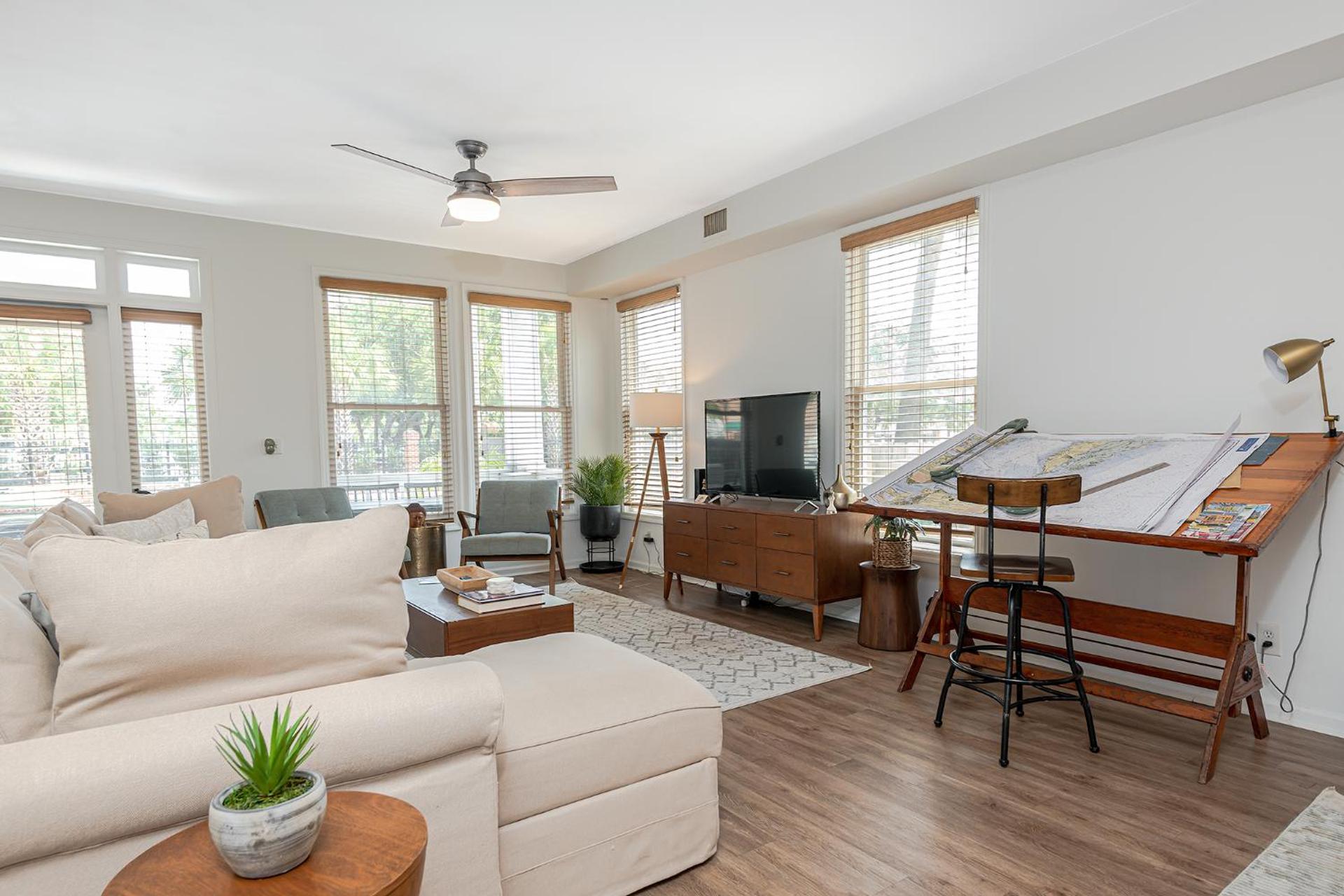 20% OFF I Ybor City Gem I Steps to 7th Ave