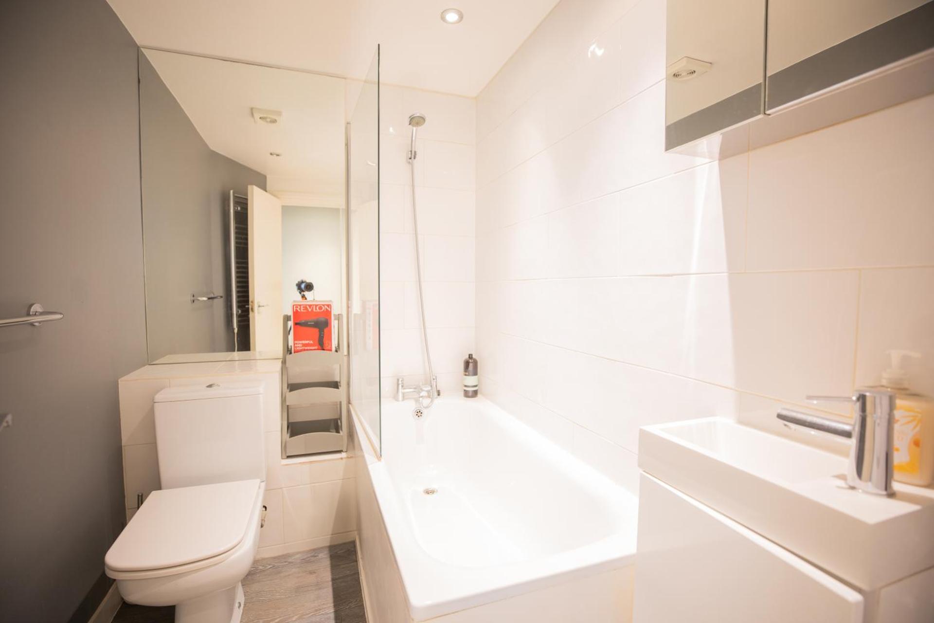 One bedroom at Chelsea cloister Hotel