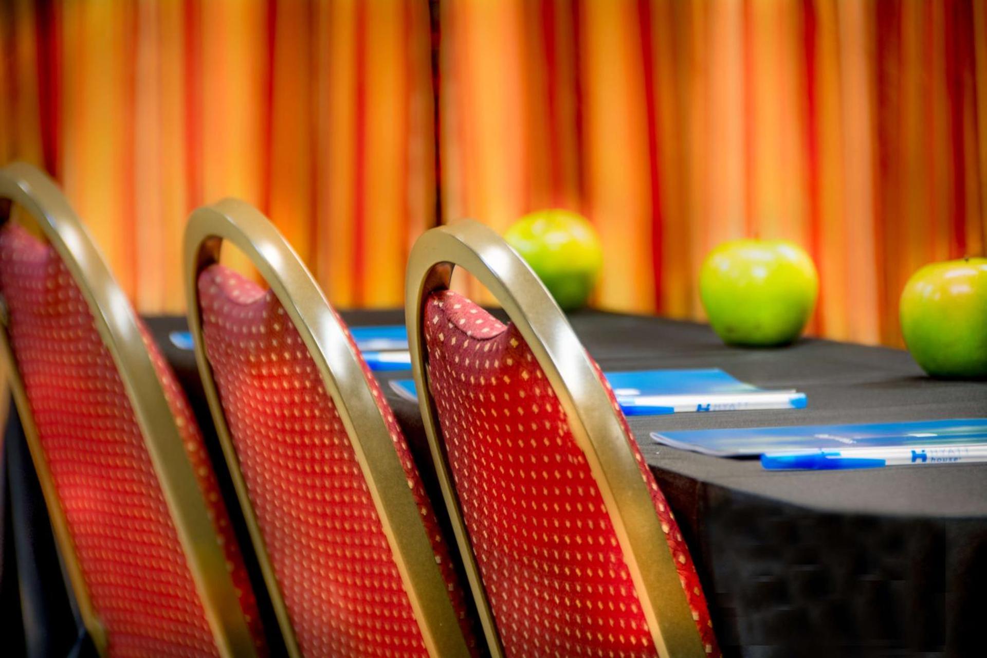 Meeting/conference room