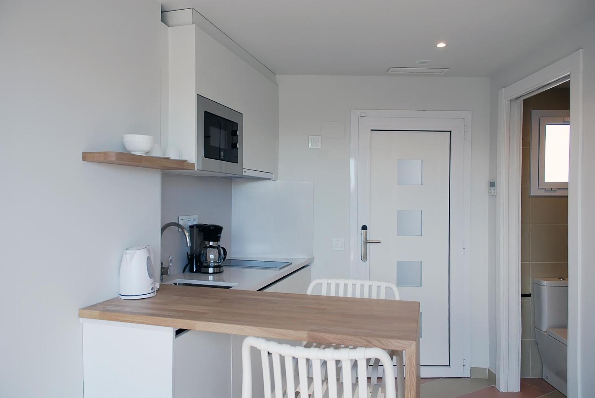 Kitchen or kitchenette