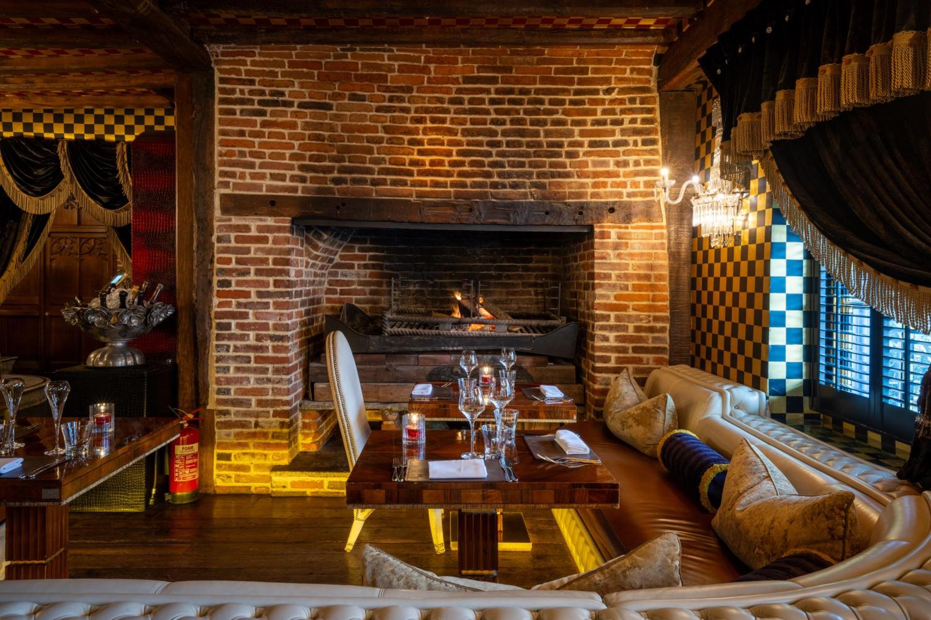 Restaurant/places to eat