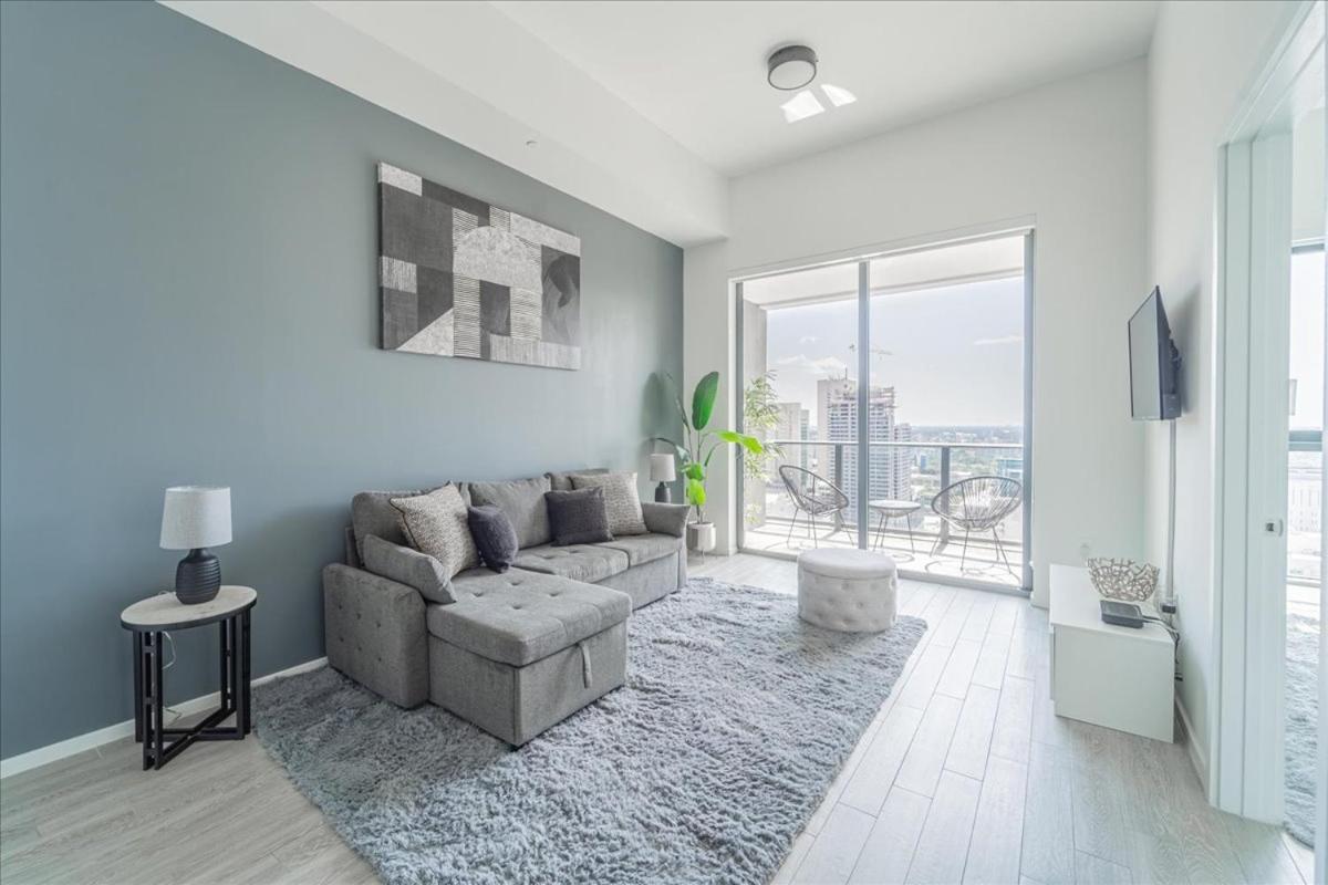 Devereaux Miami 2 Bedroom, 1 Bedroom, and Studio Condos with Balconies