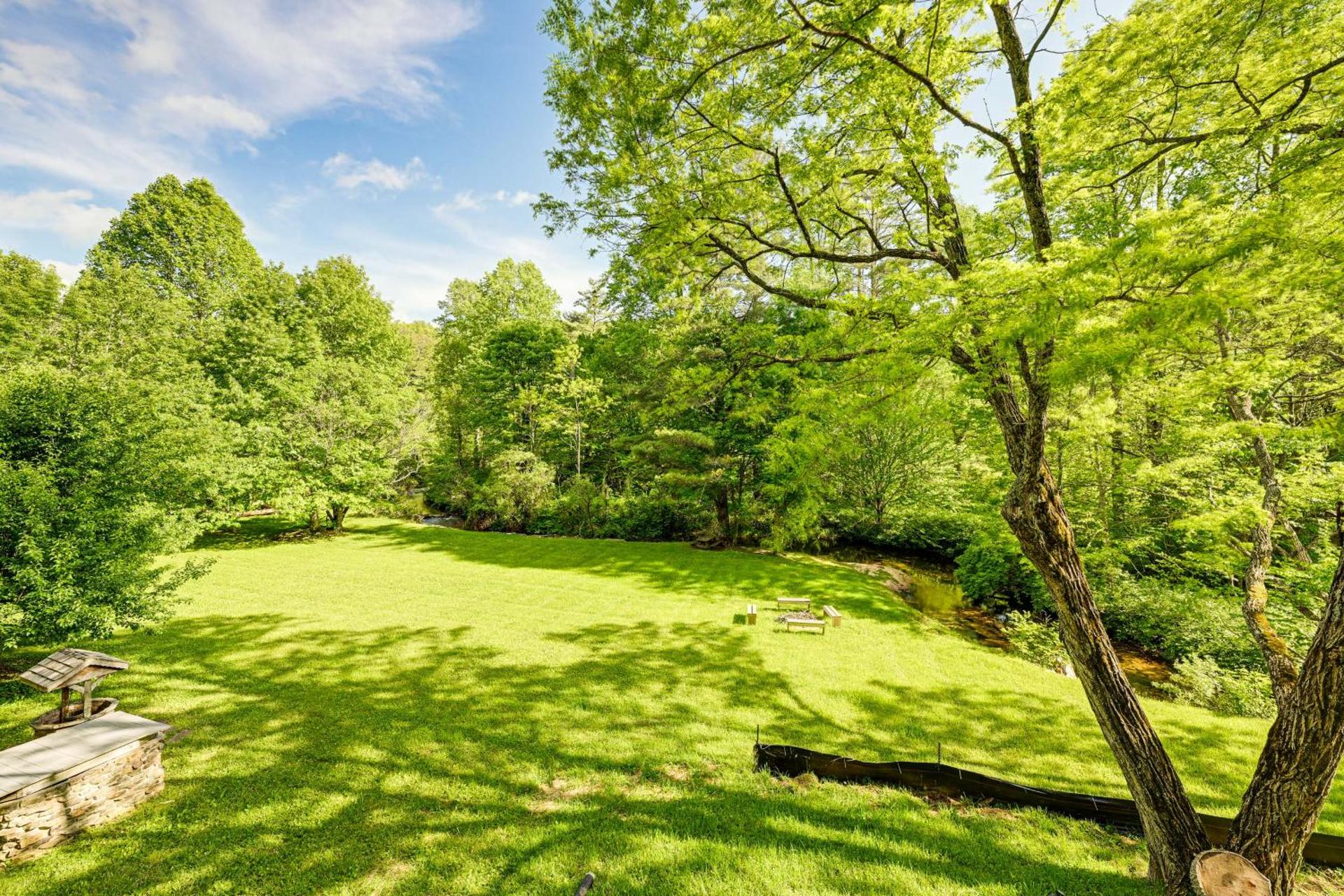 Highlands Cabin on Buck Creek about 8 Mi to Town!