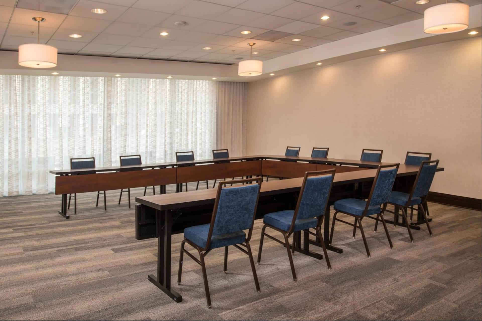 Meeting/conference room