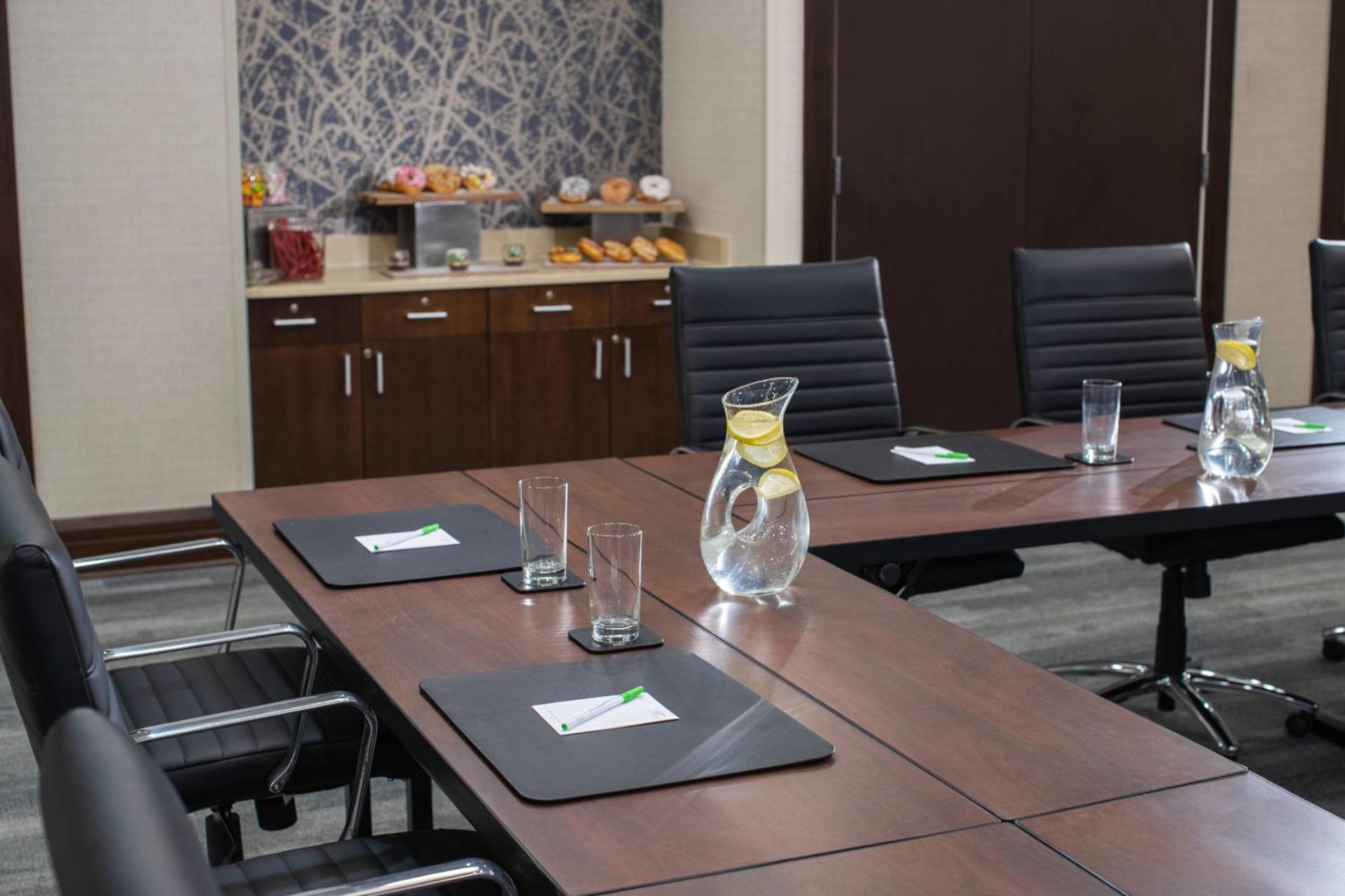 Meeting/conference room