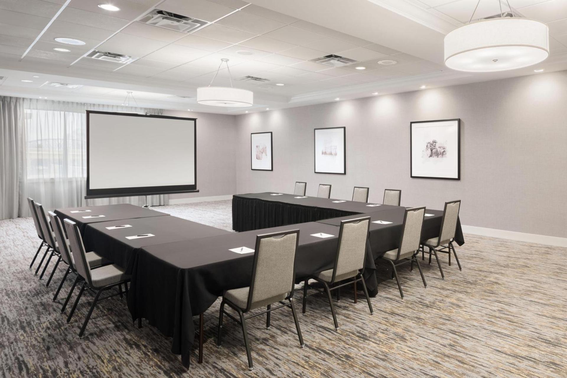 Meeting/conference room