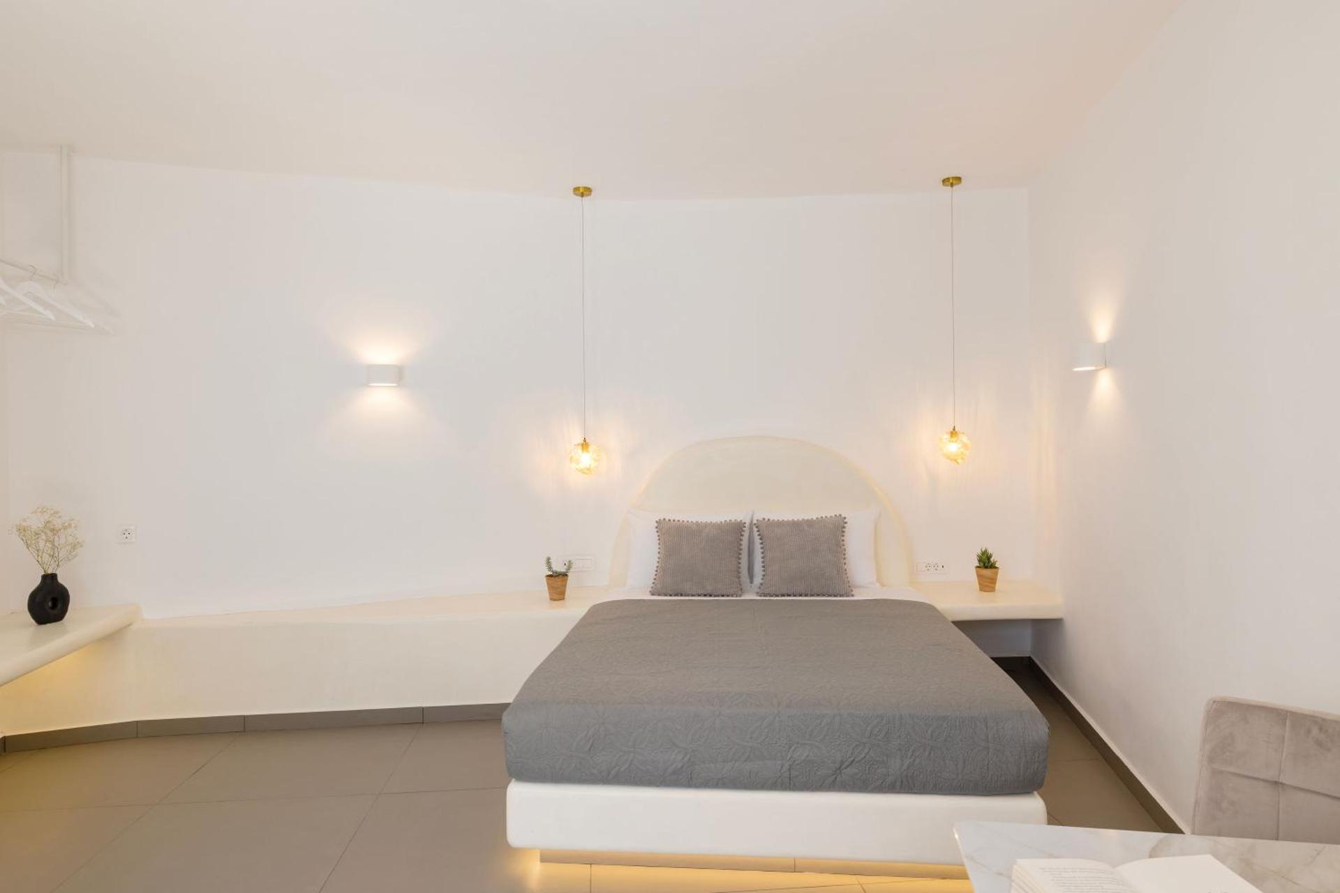 Captain's house suites