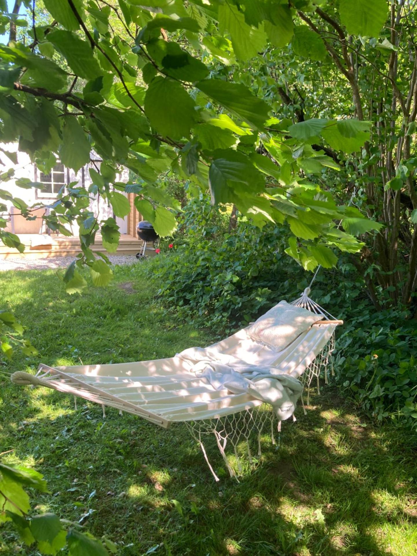 Mysig ministuga på privat läge landet