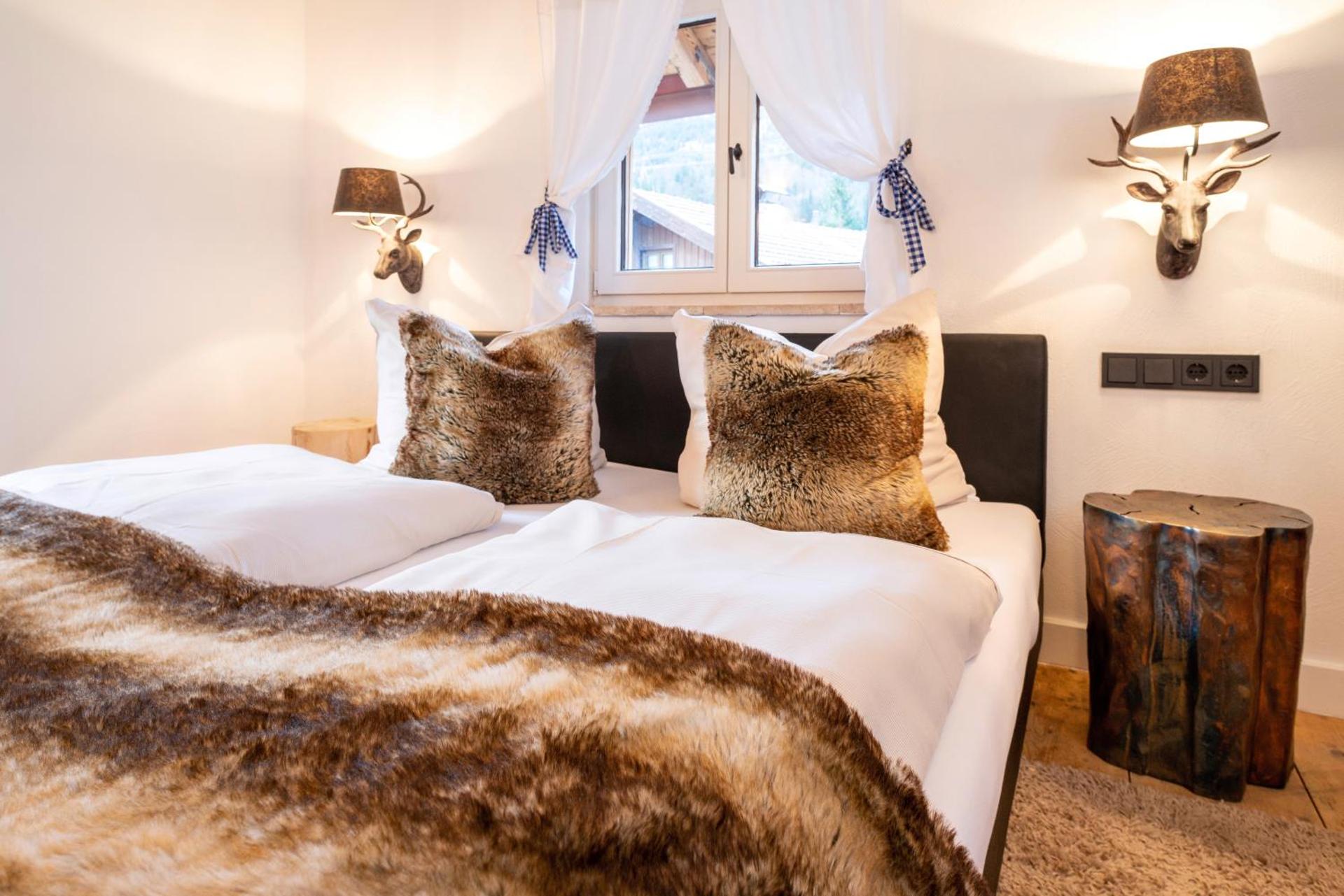 exklusives Alpenchalet mit Jacuzzi & Sauna für bis zu 14 Personen