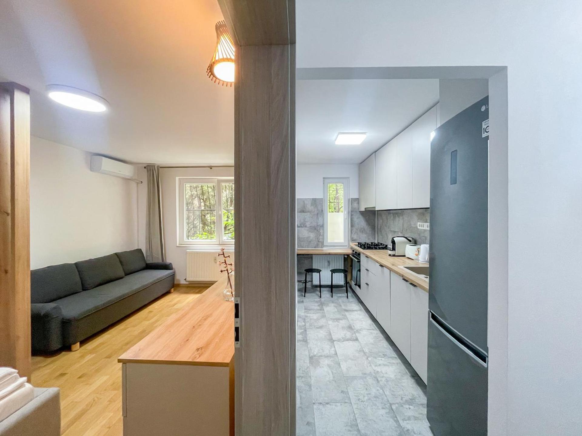 National Arena Mega Mall Mirina Studio