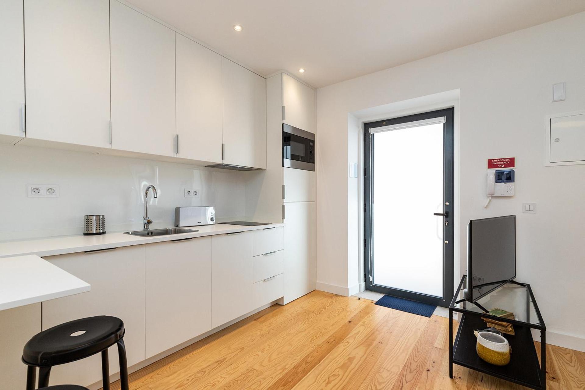 Design and bright studios near Pastéis de Belém