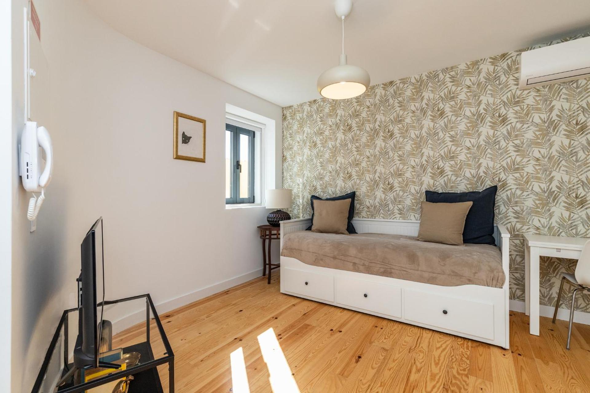 Design and bright studios near Pastéis de Belém