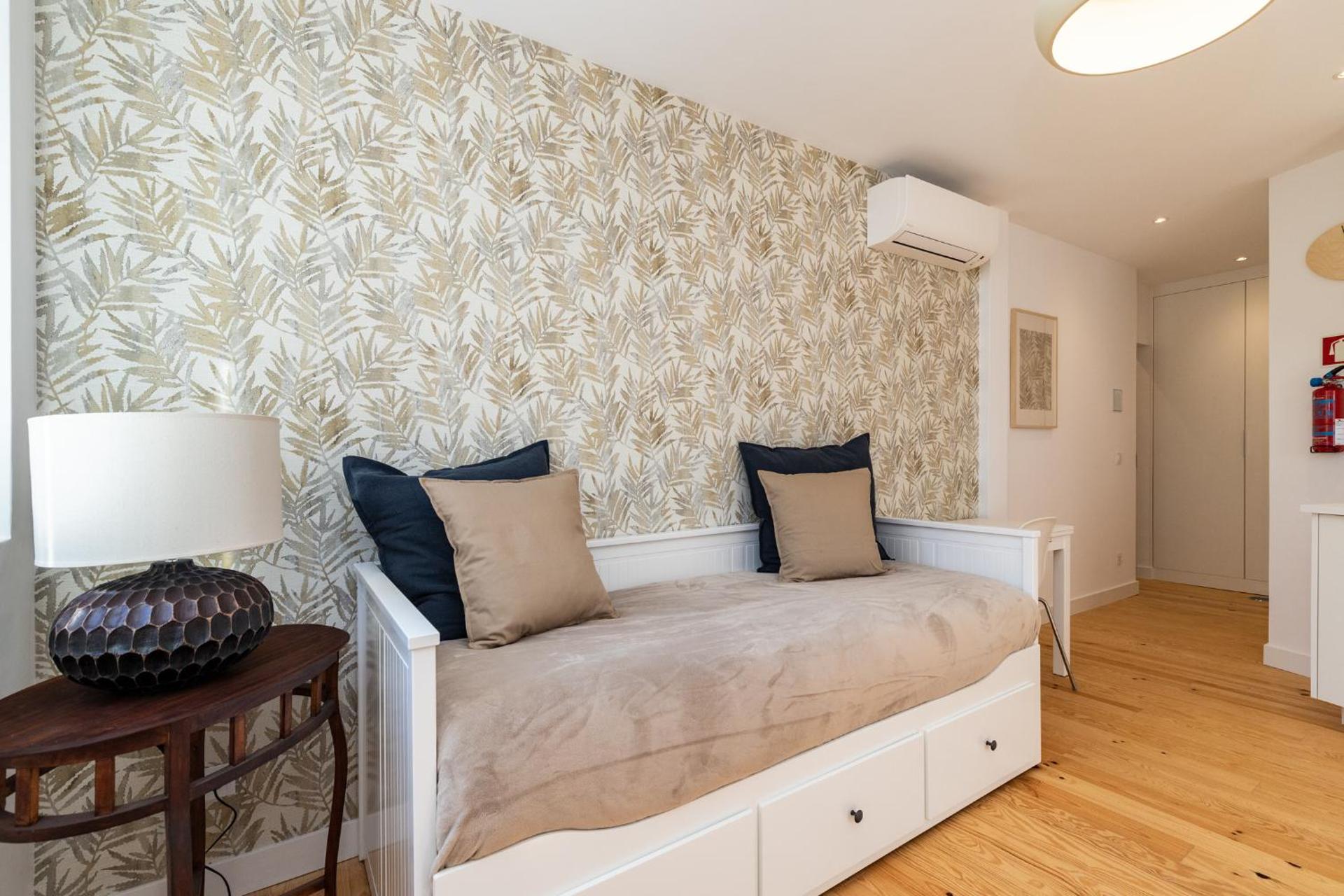 Design and bright studios near Pastéis de Belém