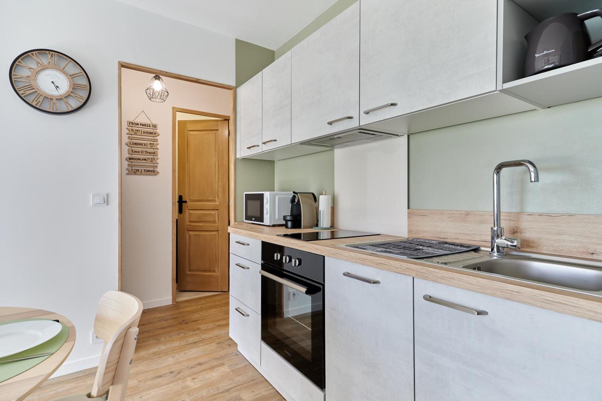 Kitchen or kitchenette