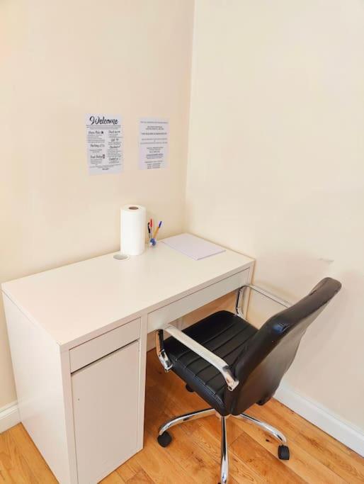 2 Bed Flat,Sleeps 4,Wifi,Near Cabot Circus,BRI 1mi