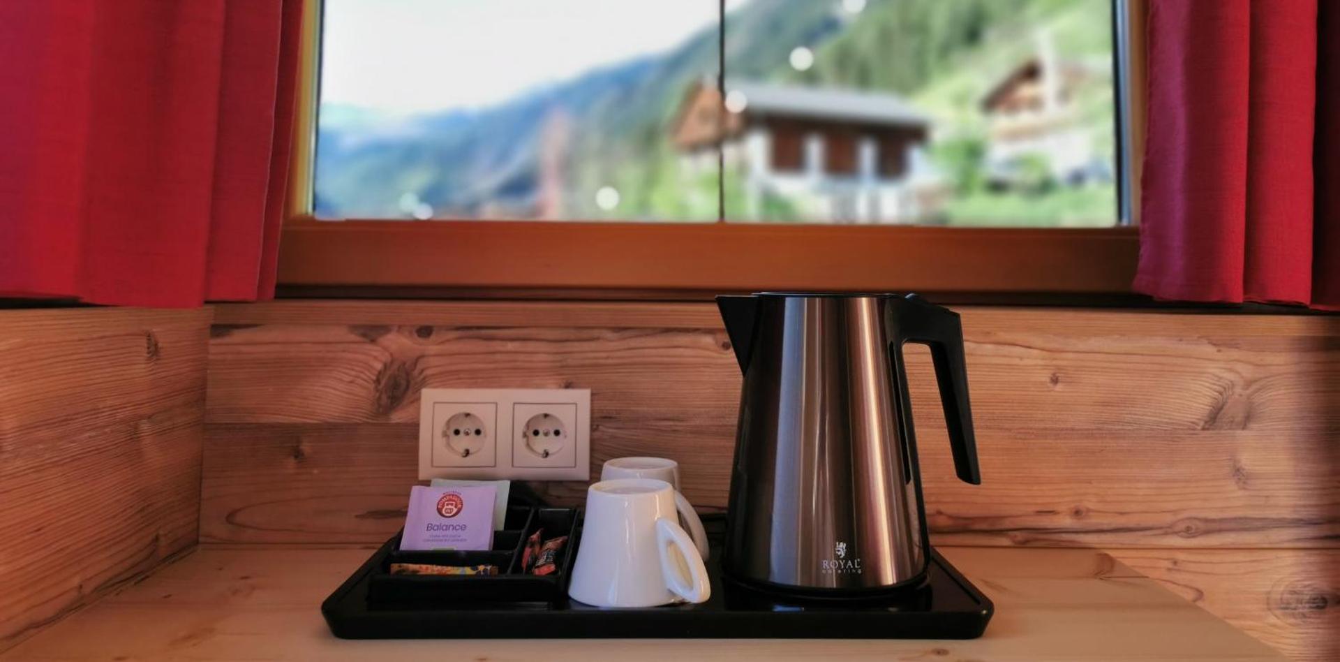 Coffee/tea facilities