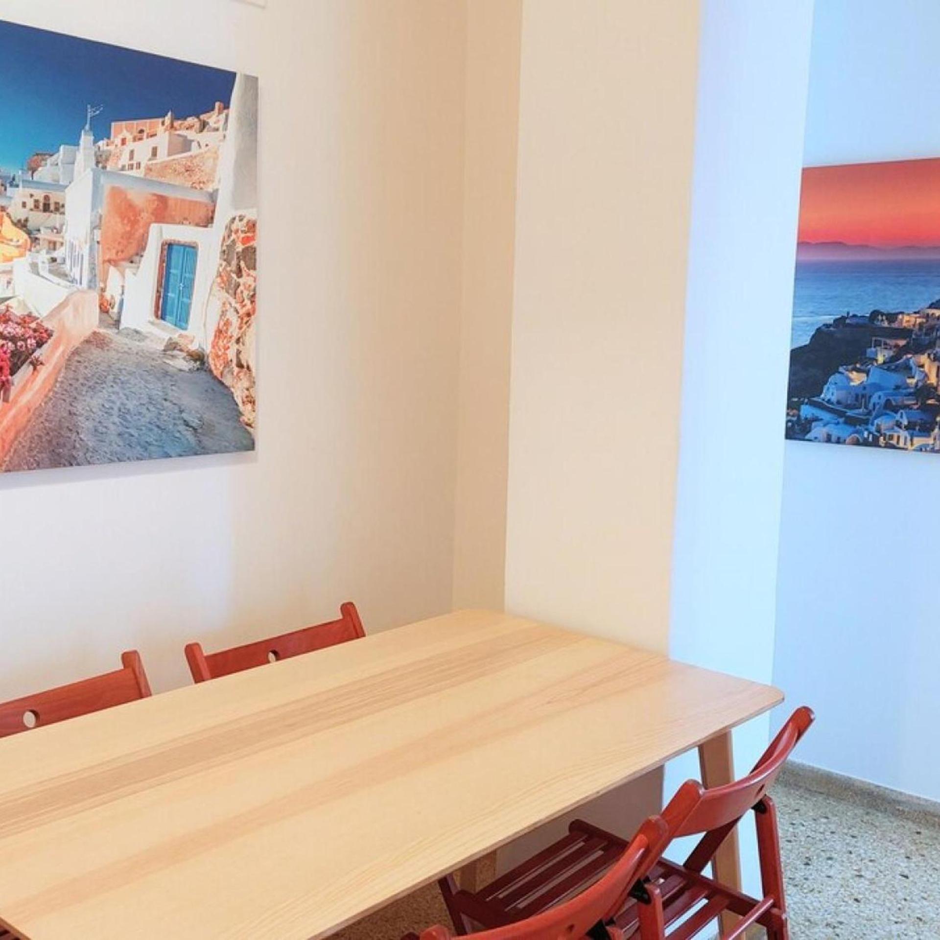 Sunny apartment in Acropolis