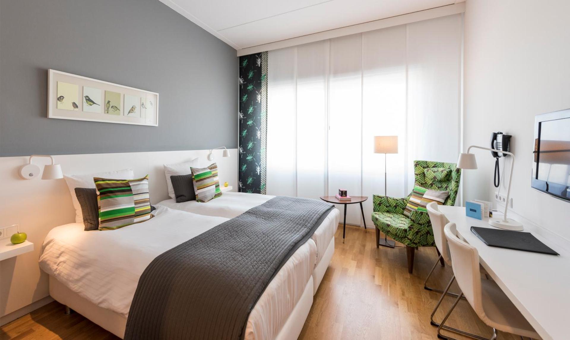 Photo of the whole room