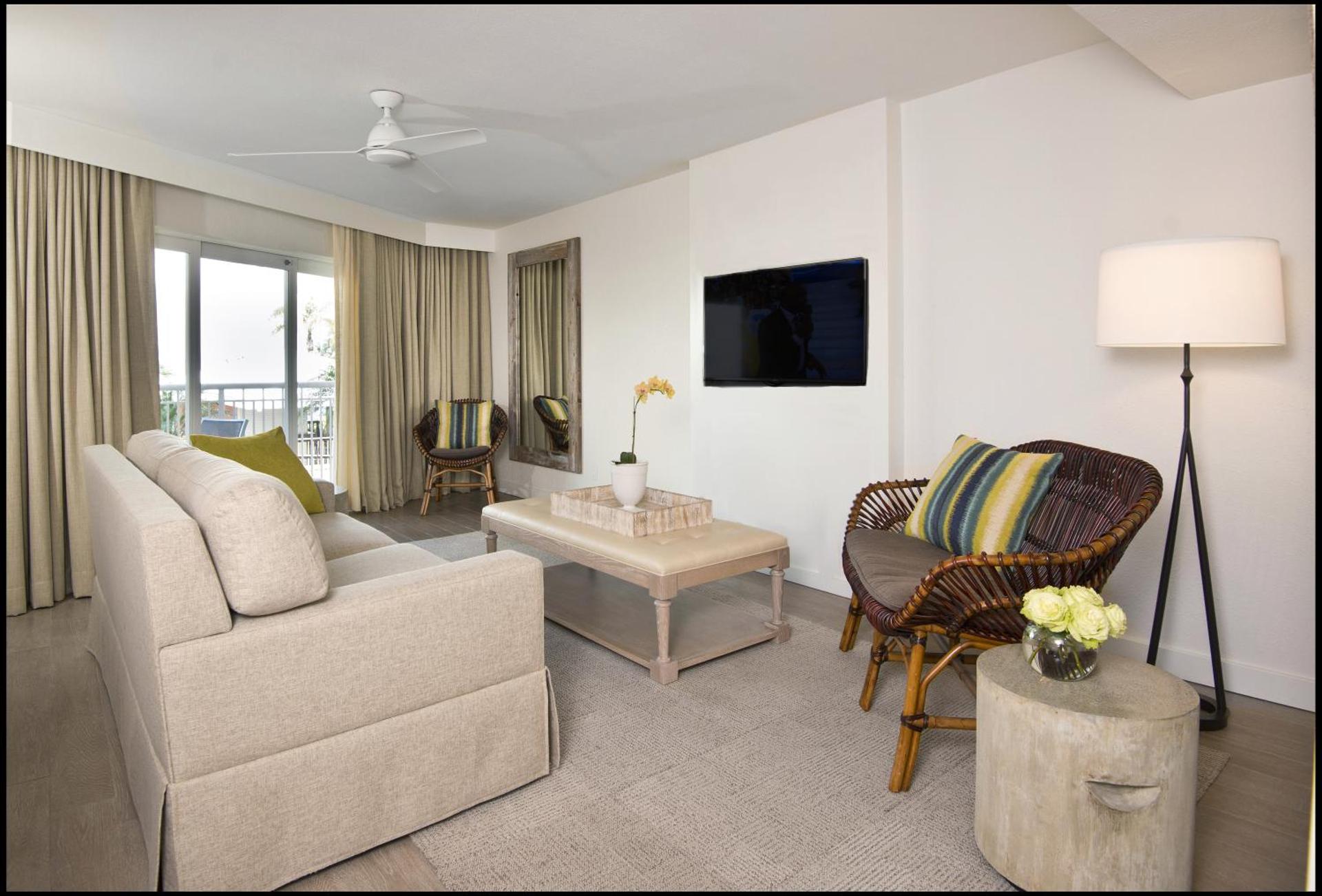 Communal lounge/ TV room