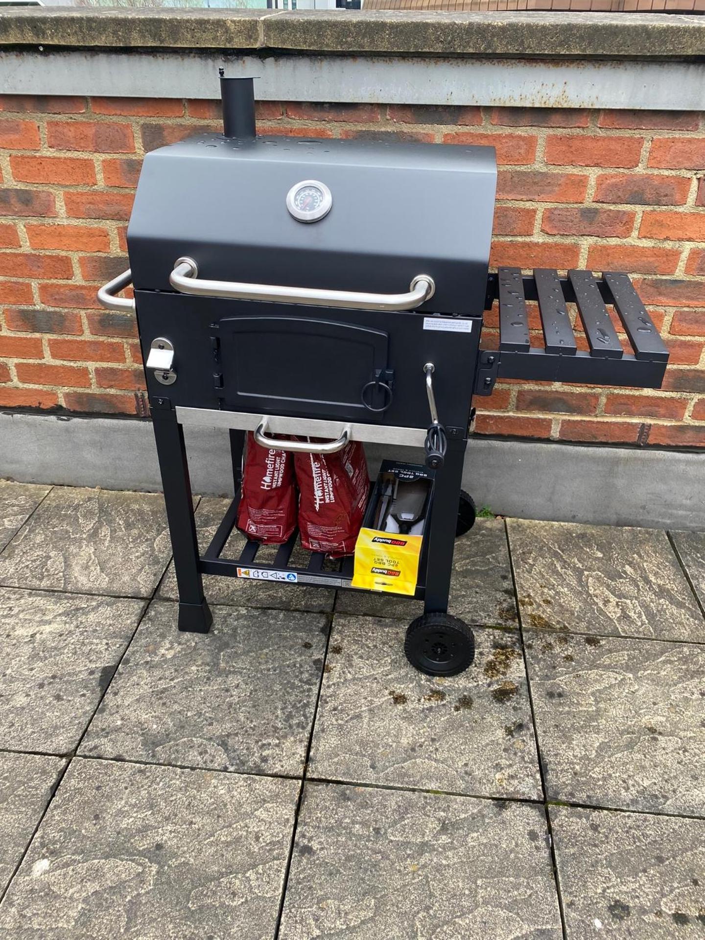 Central Leeds townhouse with private roof garden Sleeps 4