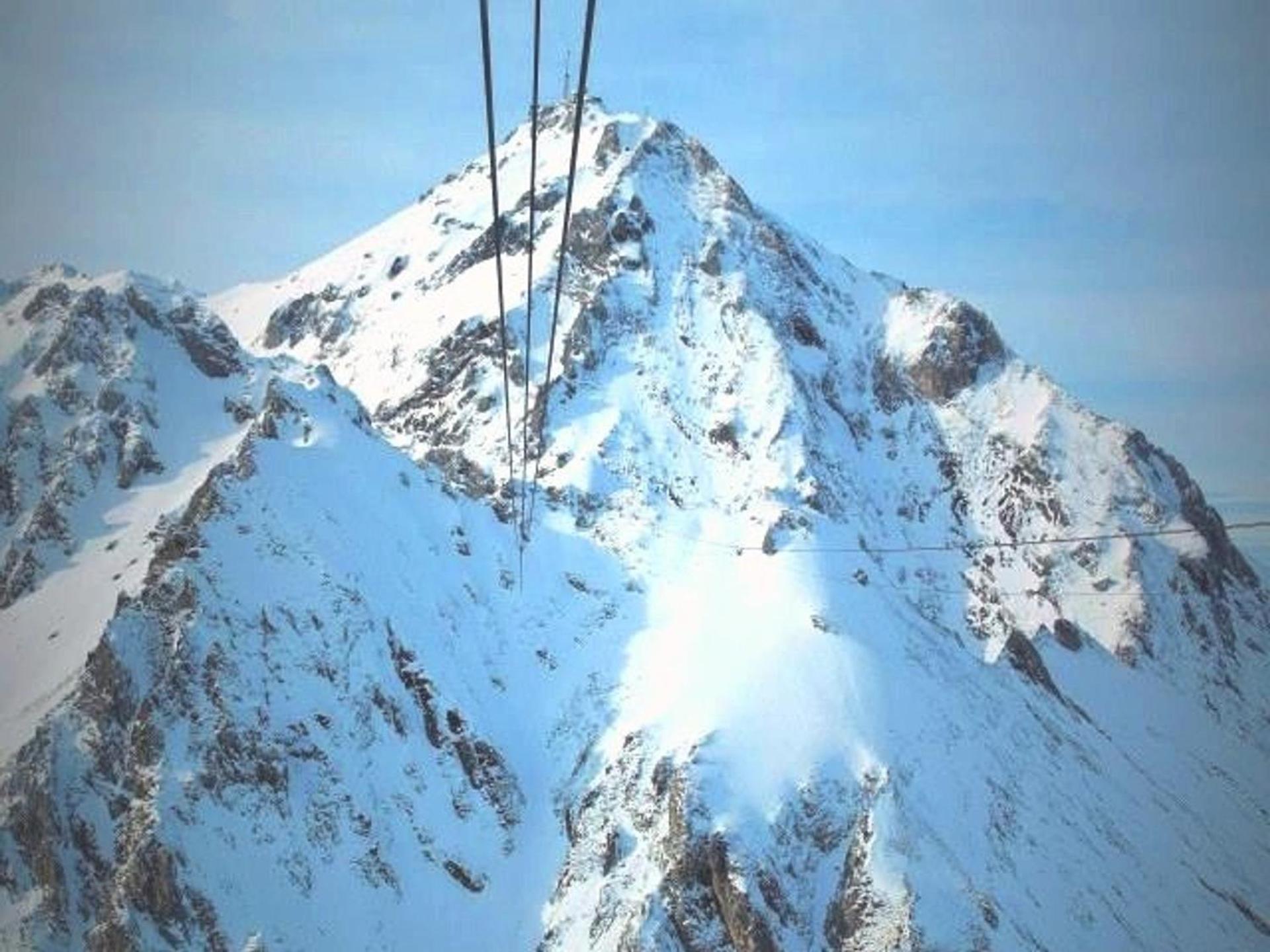 Appart 6 personnes, 1 chambre, pied pistes, balcon sud, La Mongie - FR-1-404-60