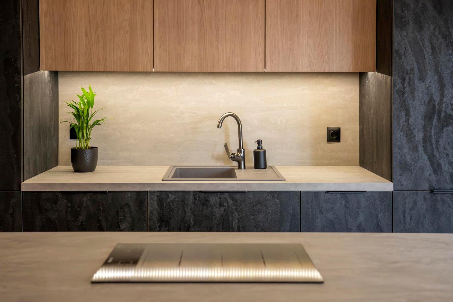 Kitchen or kitchenette