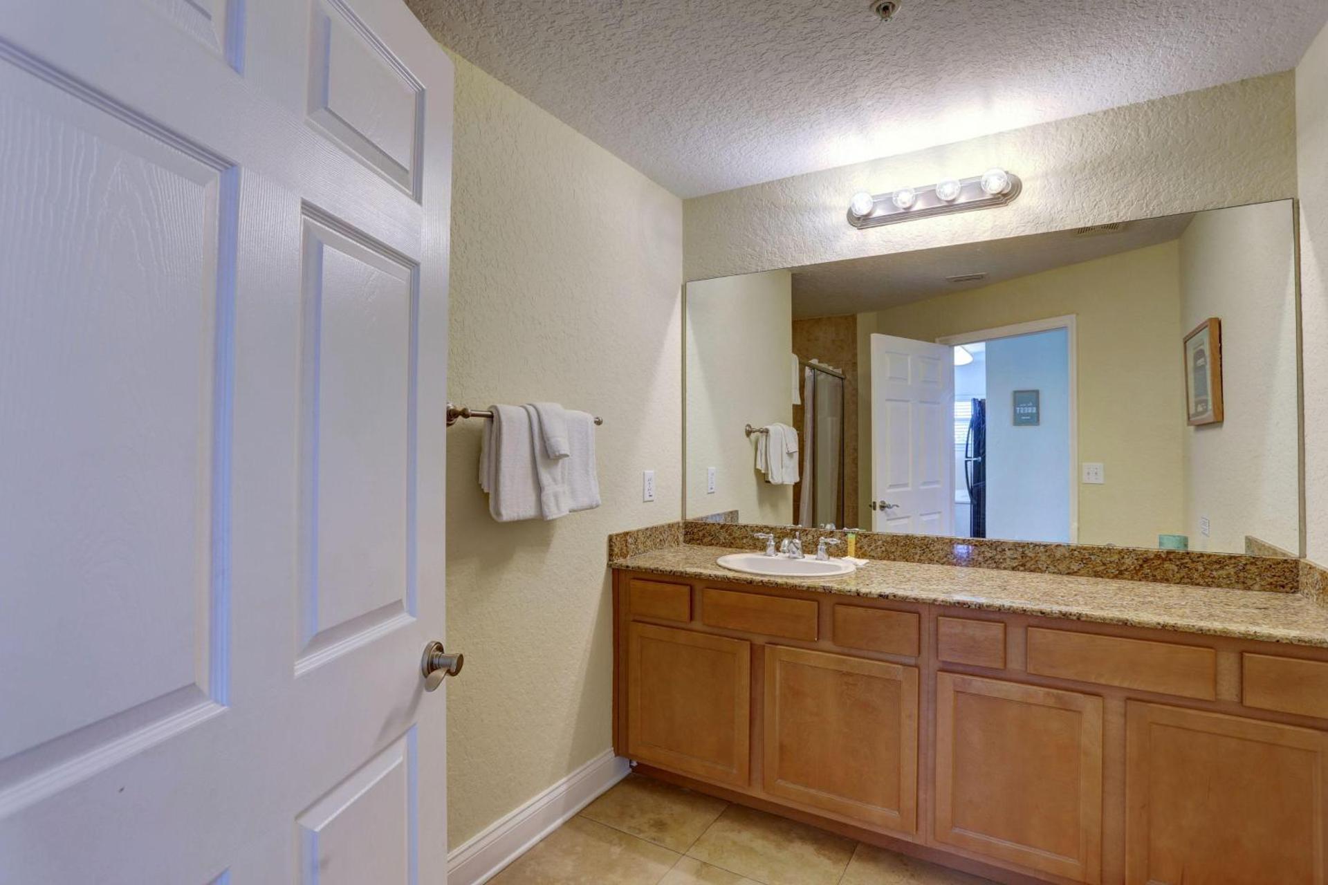 Palms Of Treasure Island #210