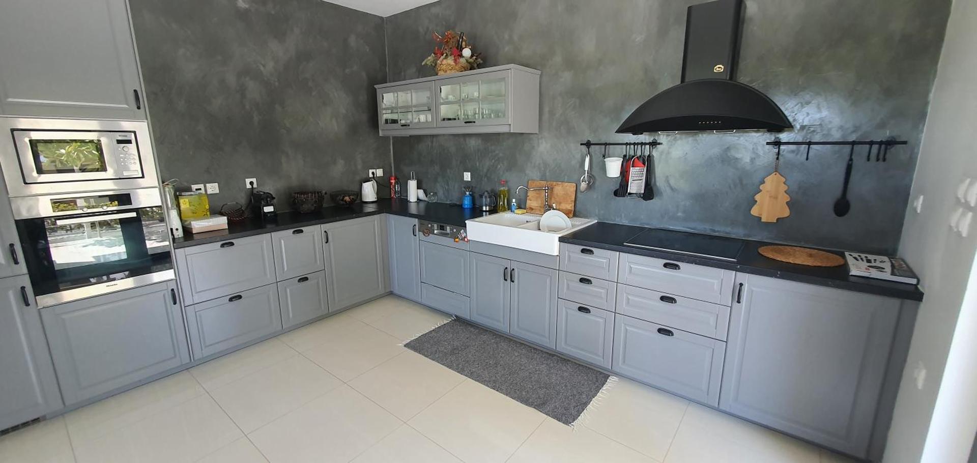 Villa Demiris at Vrachneika Beach