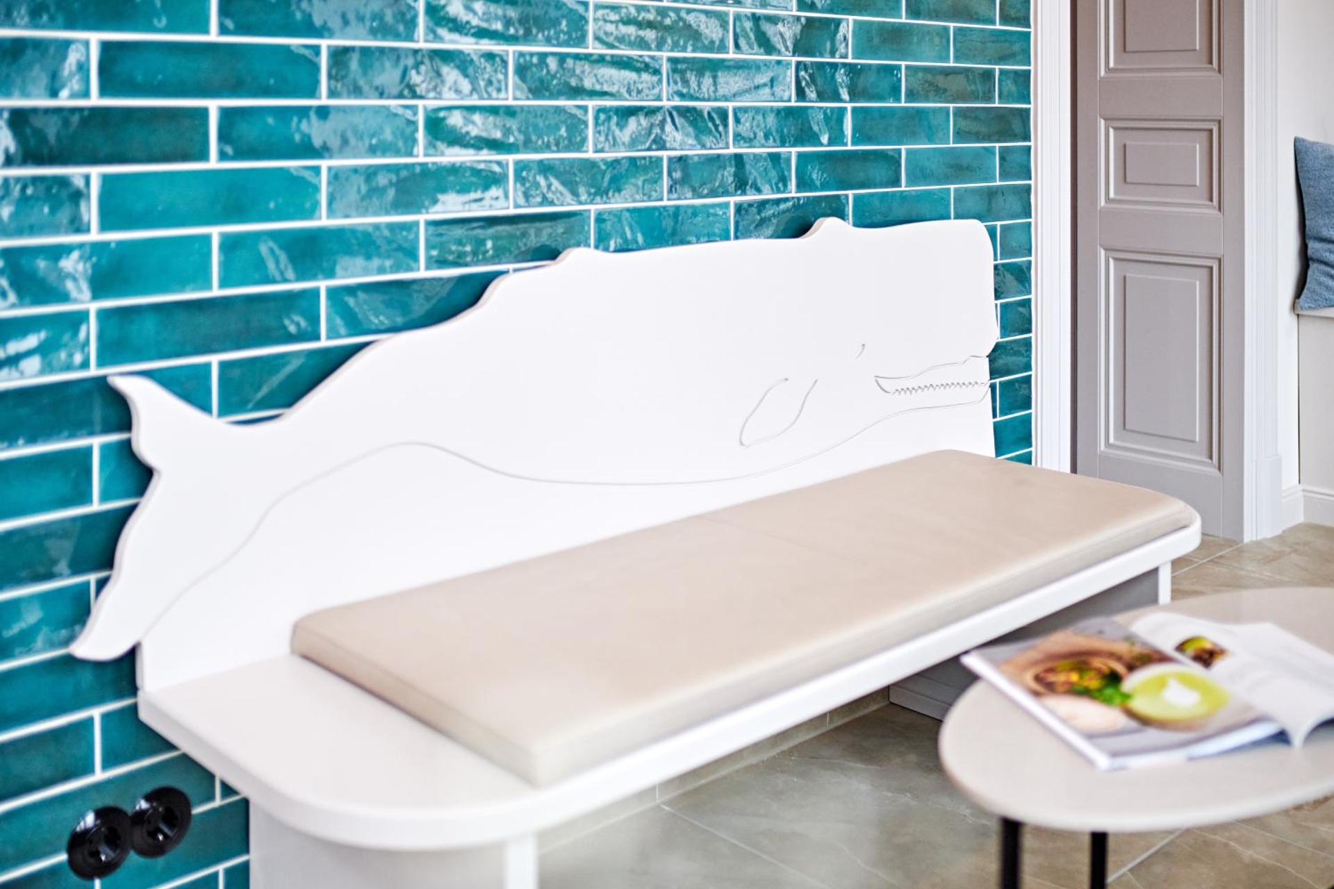 Goldmädchen 93 - Beach Studio