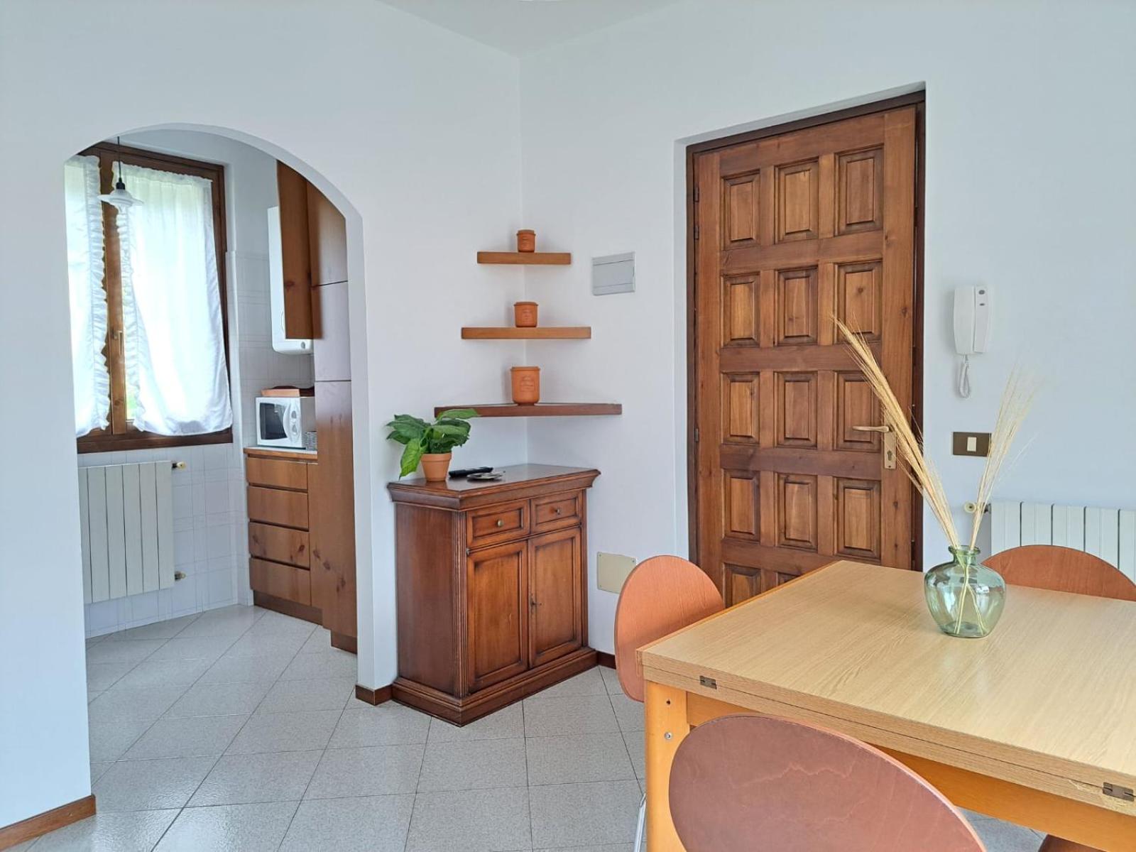 Casa Sofi by Quokka 360 - near Rezzonico Castle