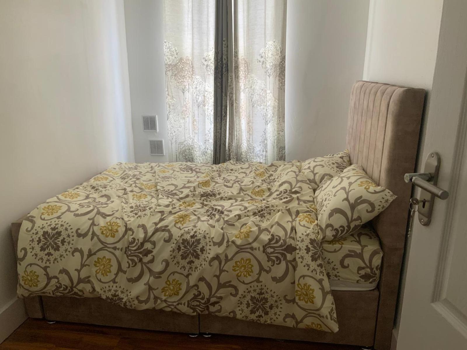 2 Bedroom Appartment