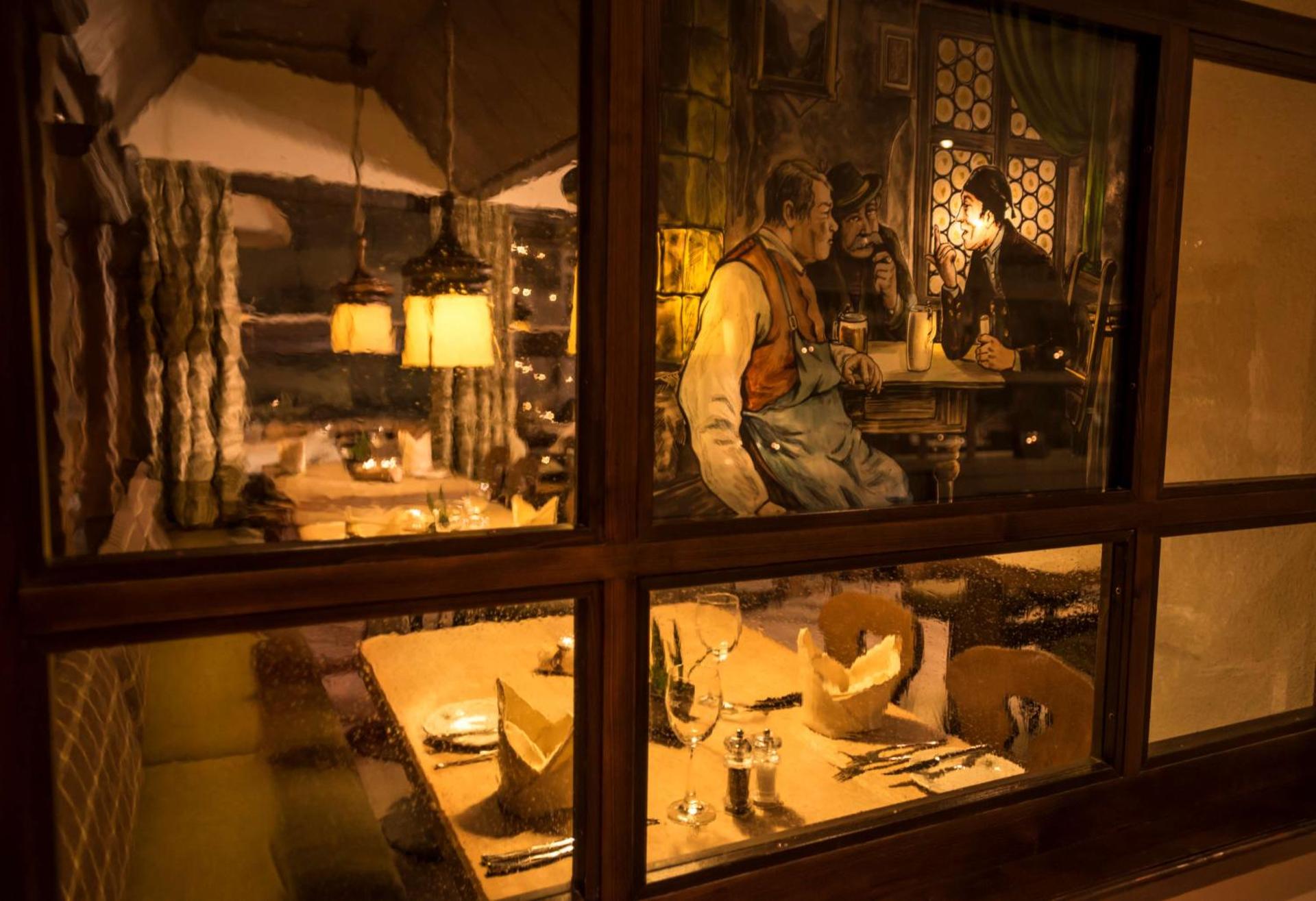 Restaurant/places to eat