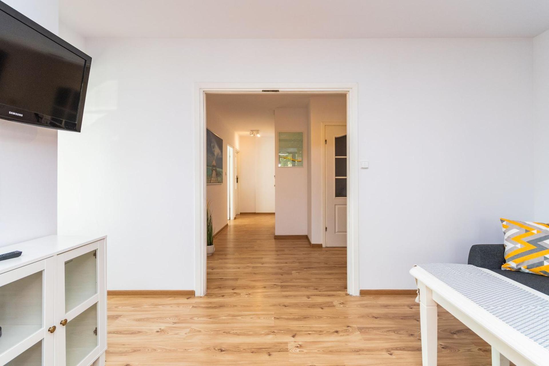 Tropicana - by Grand Apartments