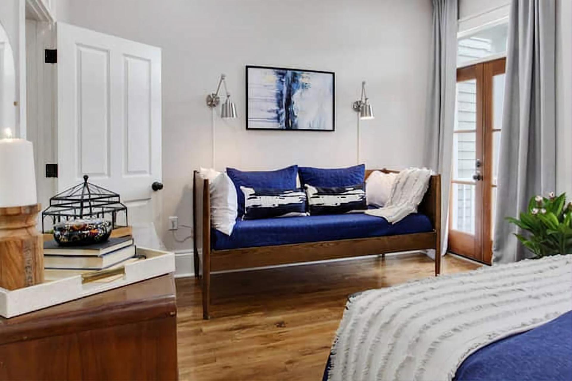 Designer Home Walking Distance To The French Quarter's