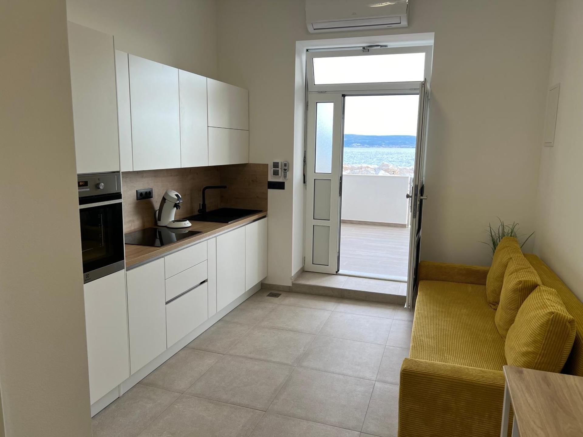 Seafront Studio-Apartment