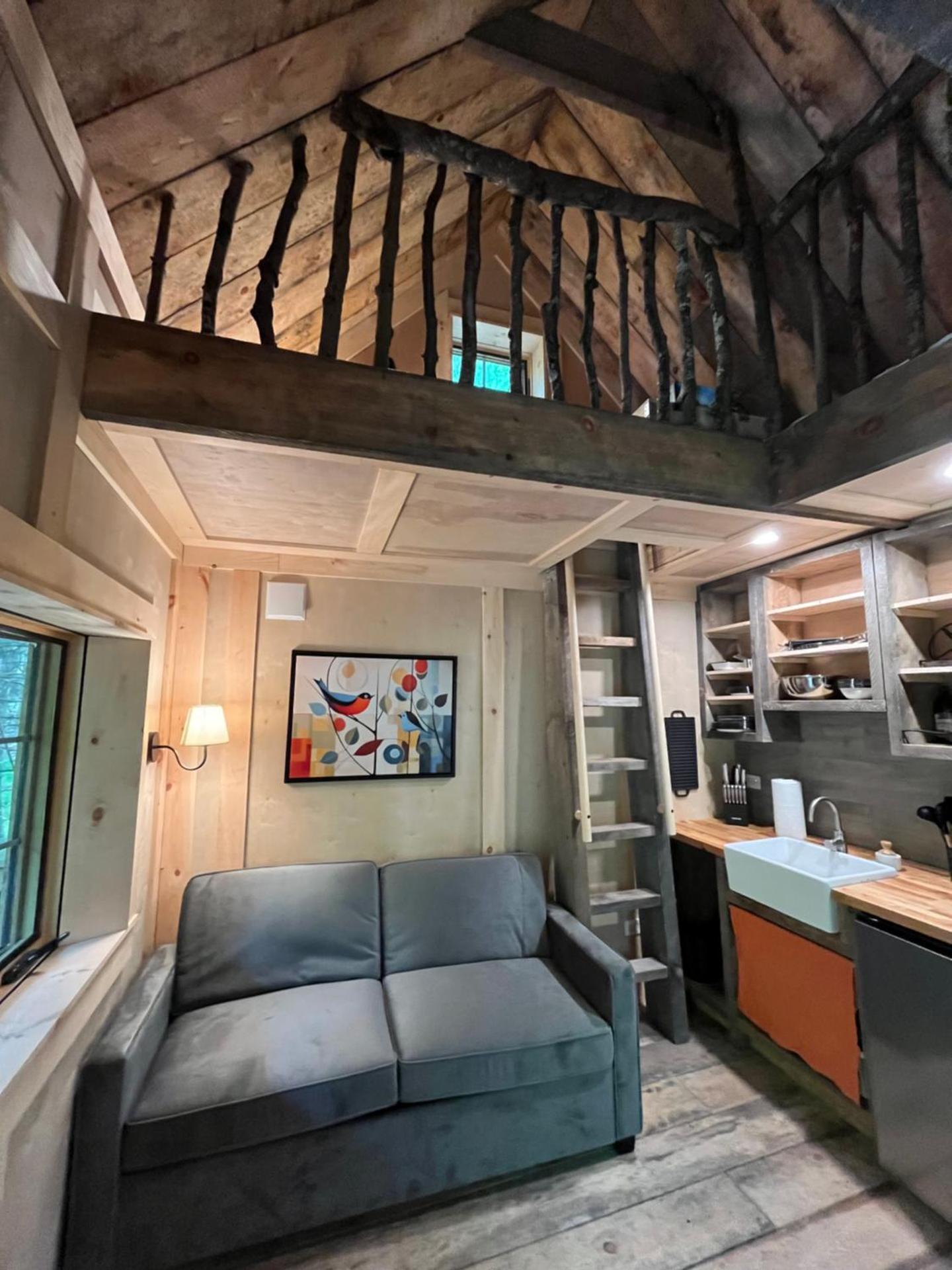 Little Birds Treehouse