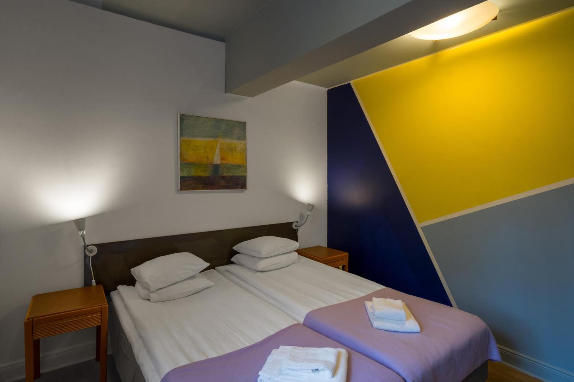 Economy Twin Room with Shared Bathroom (Annex)