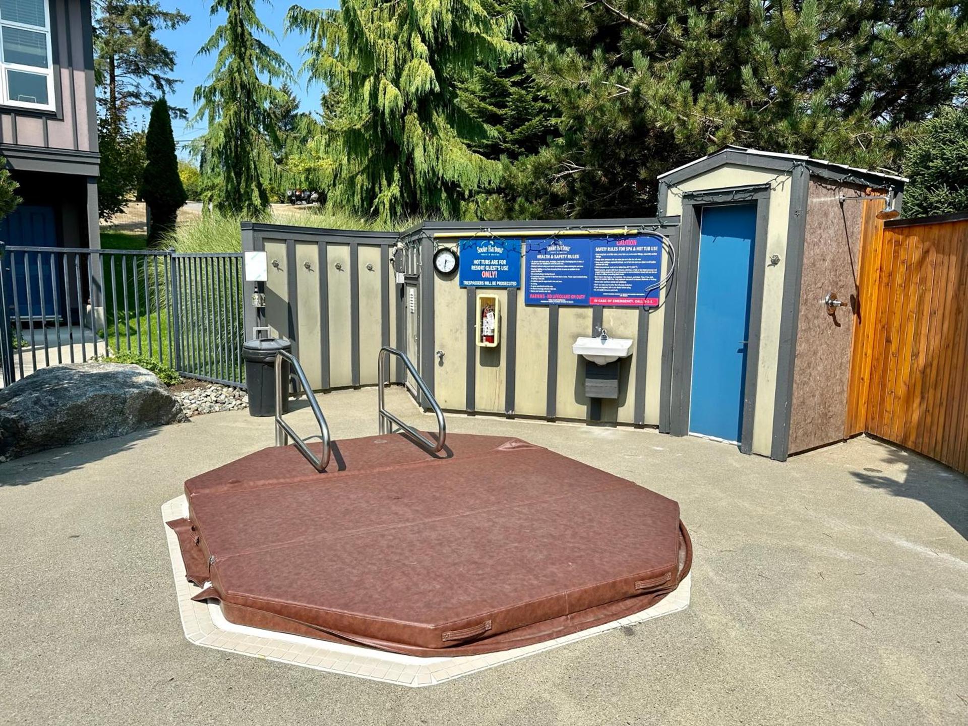 Sooke Harbour Getaway