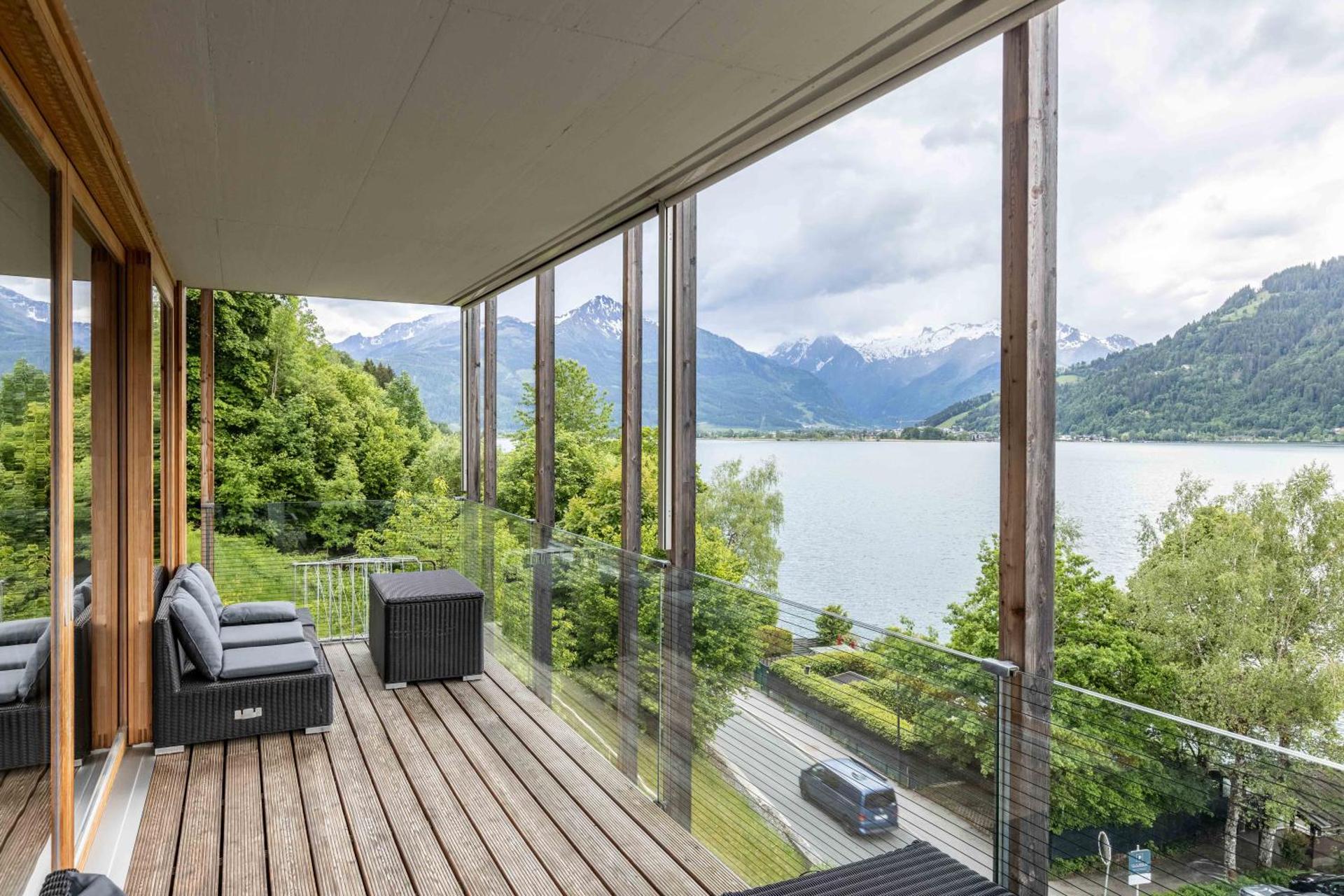 Bellevue Residences - Luxurious Lakeside Apartments